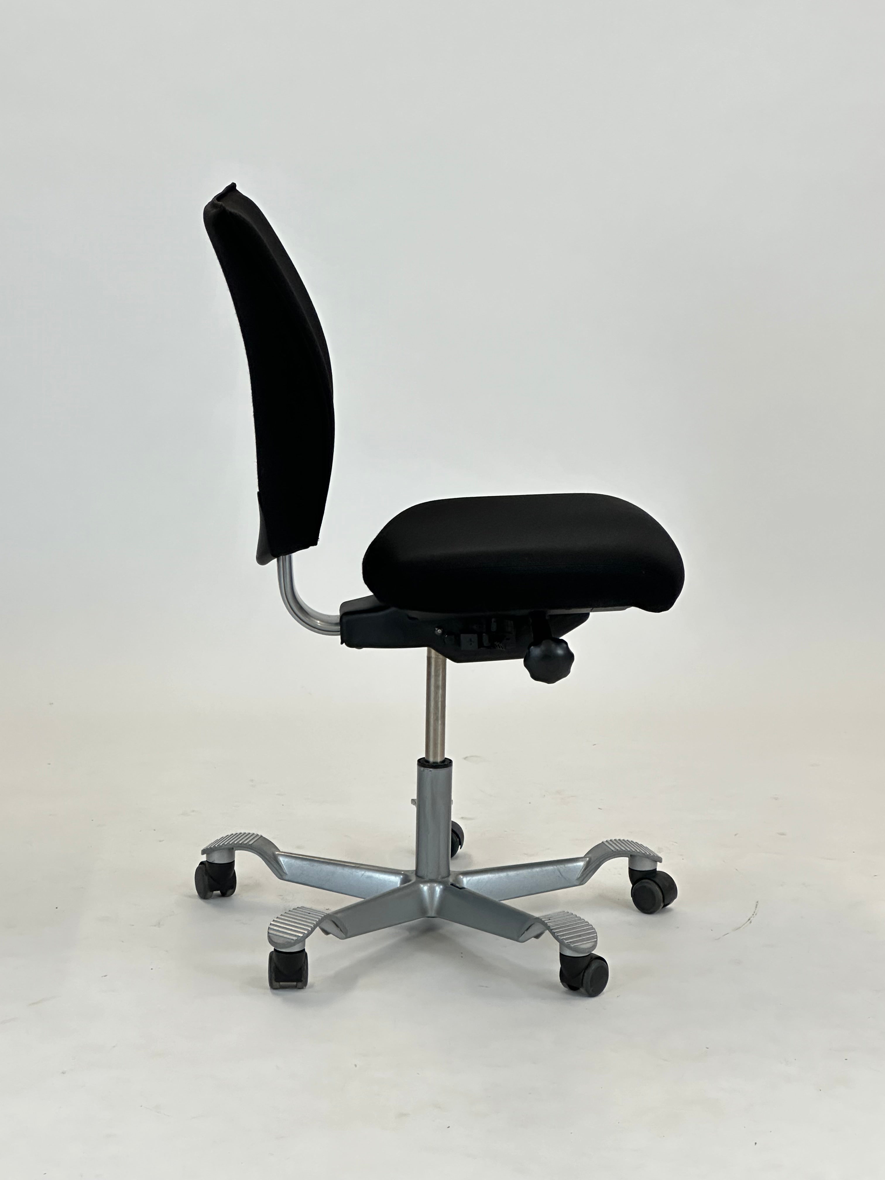 HÅG H05 5400 - 165 mm (m. Select stof)