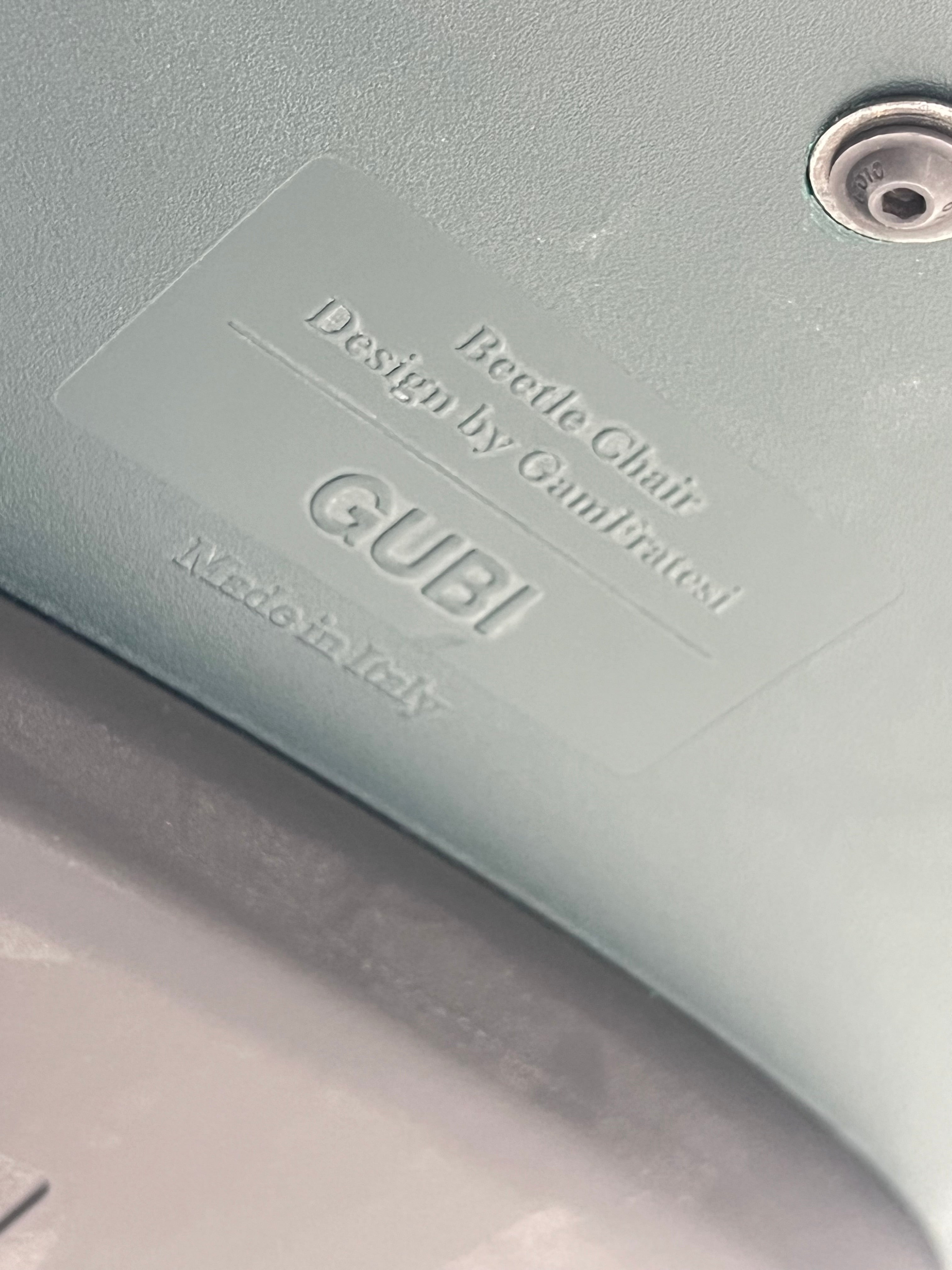 GUBI | Beetle Meeting Chair