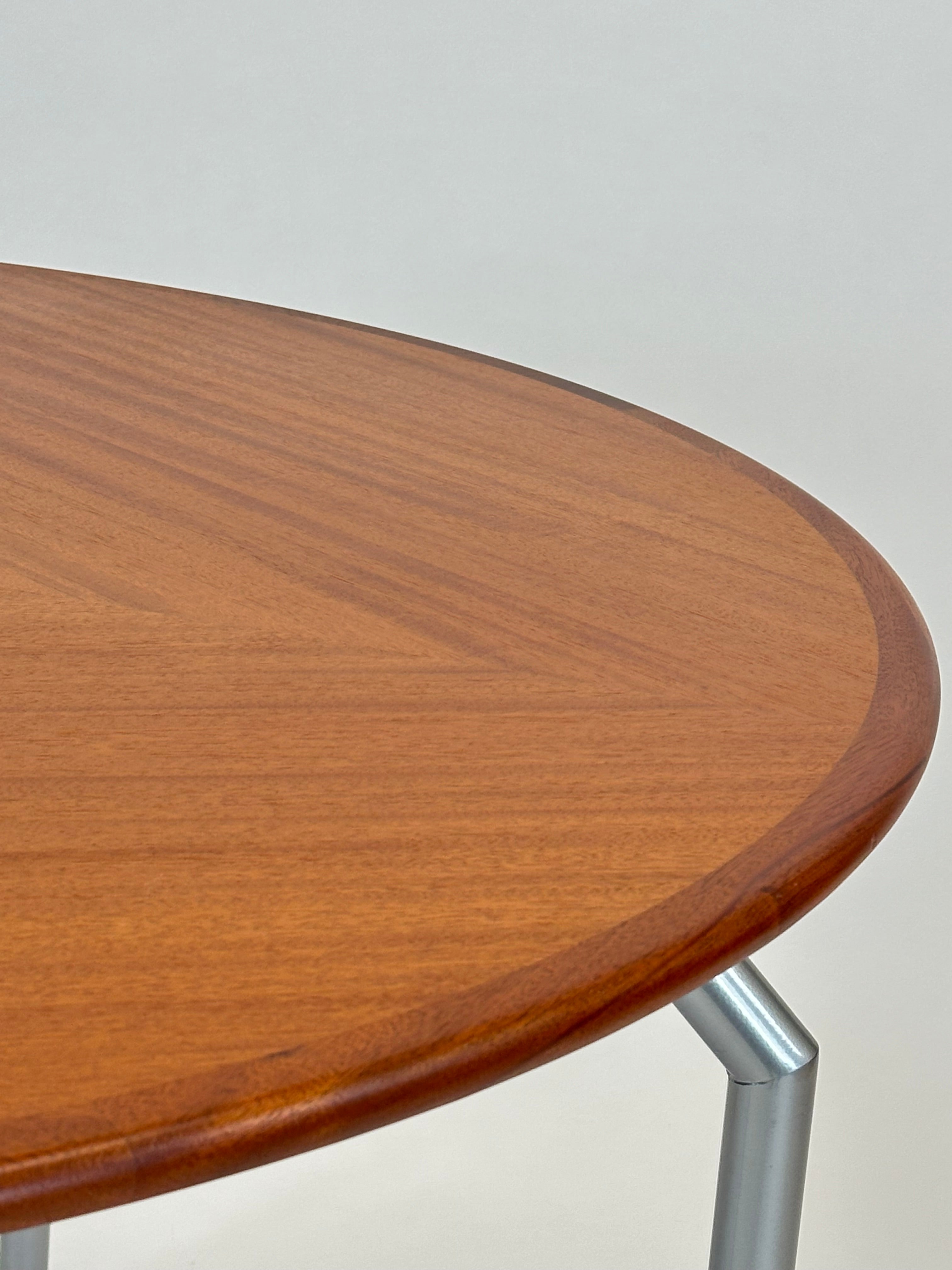 Elegant Mahogni bord fra Magnus Olesen