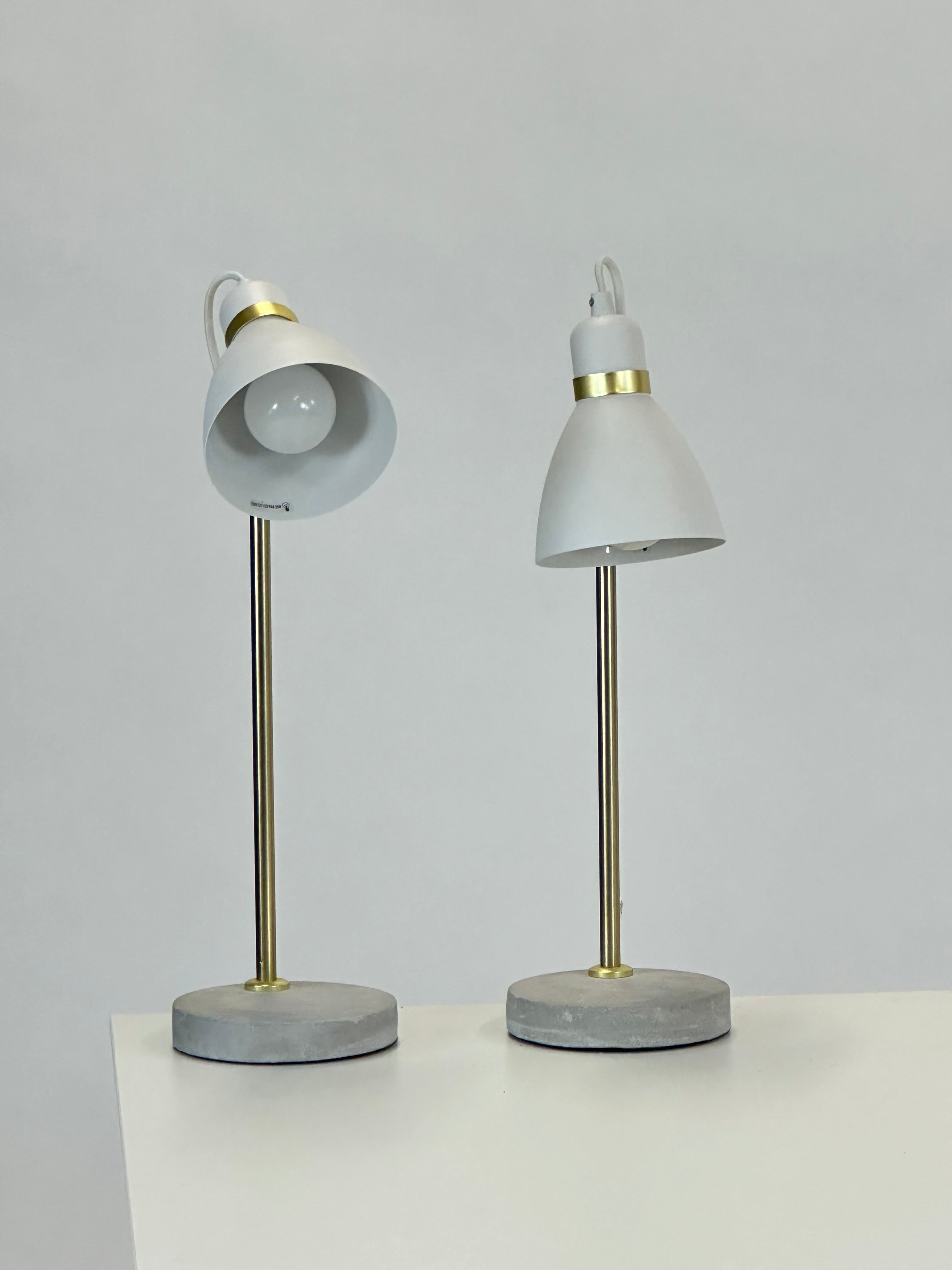 Sæt af to Neordic Orm Bordlampe fra Poulmann