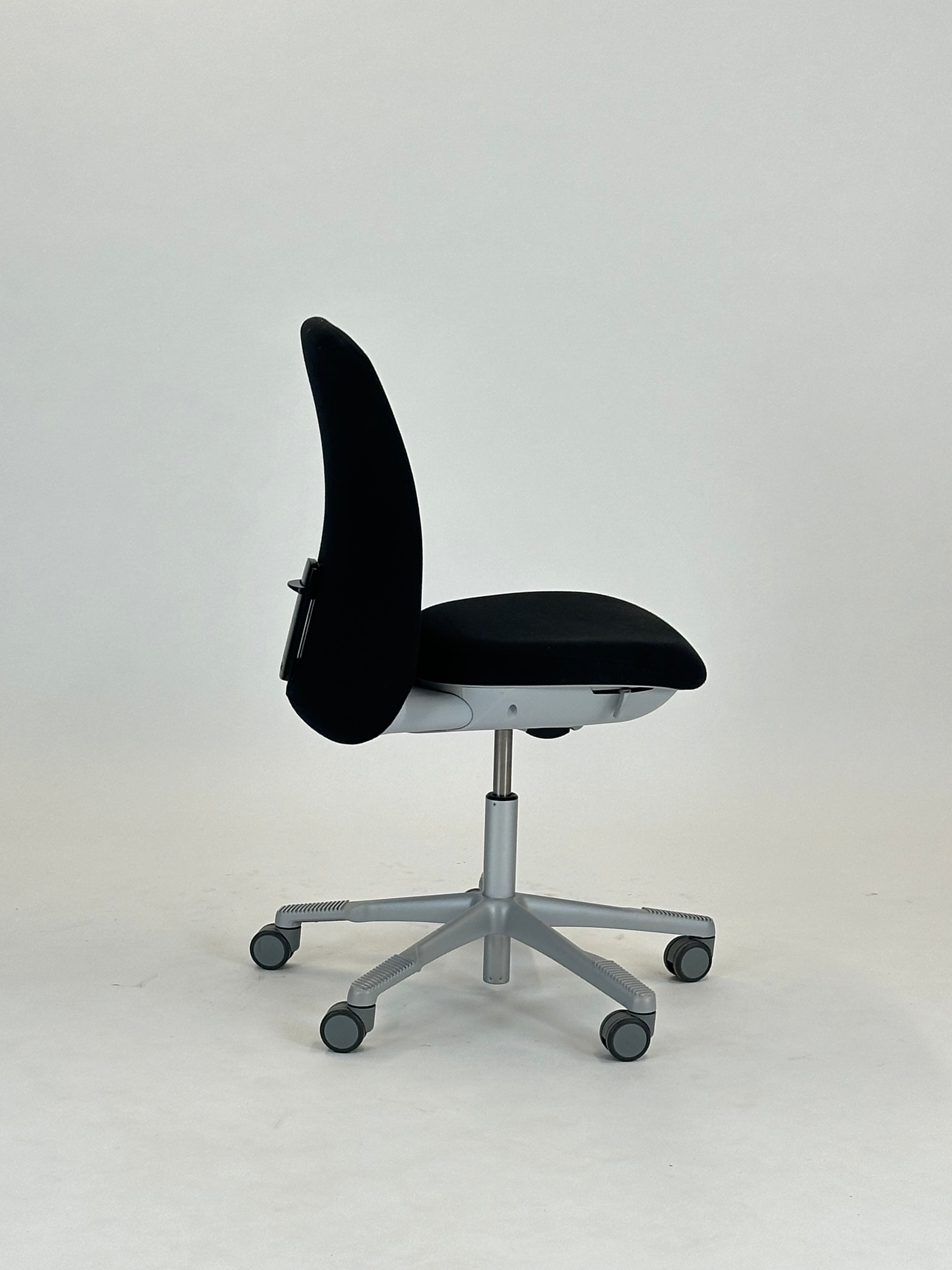 HÅG Sofi 7200 - 150mm (Sort-Sort knap)