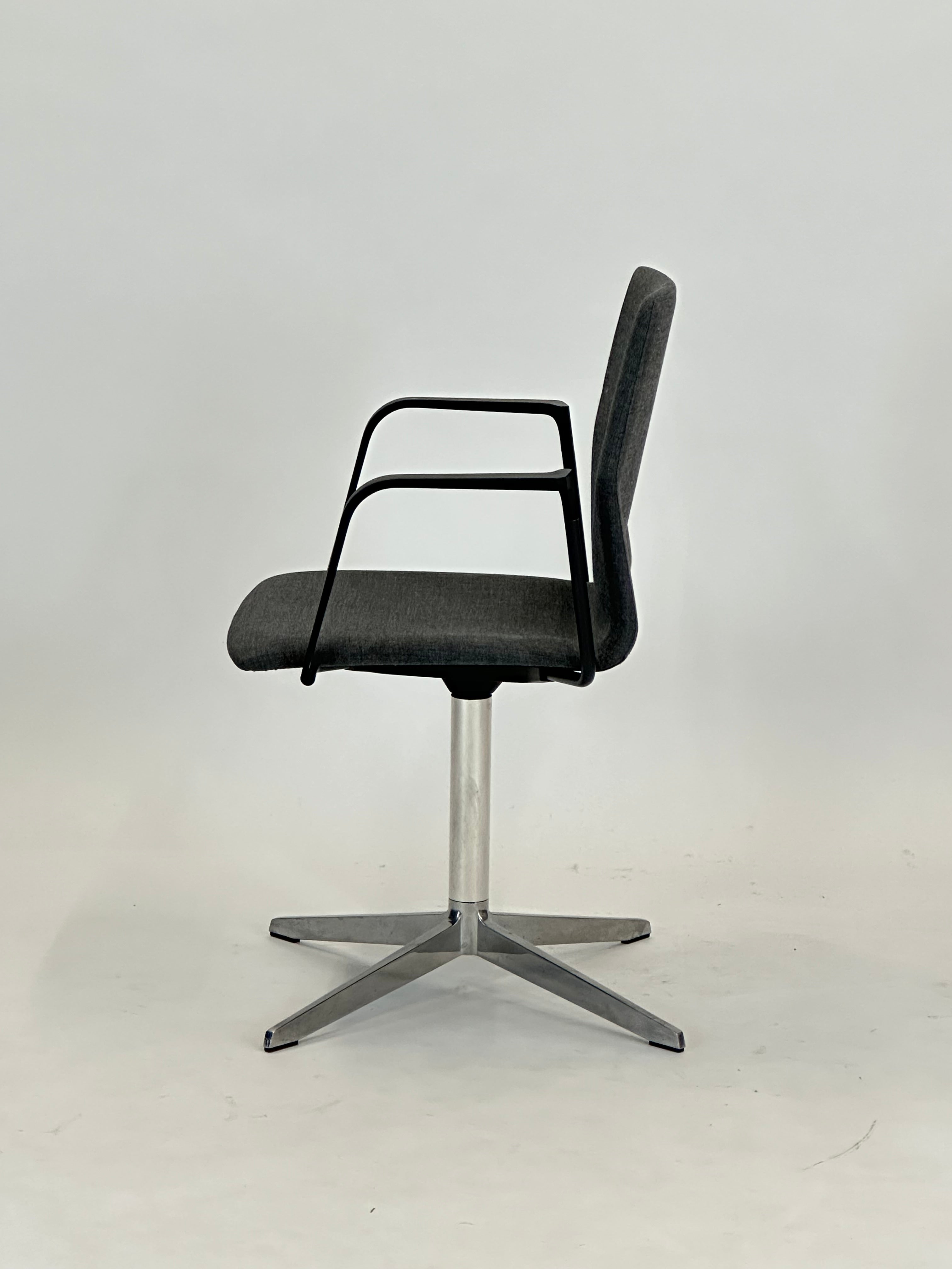 Four Design - Cast'2 Evo Mødestol