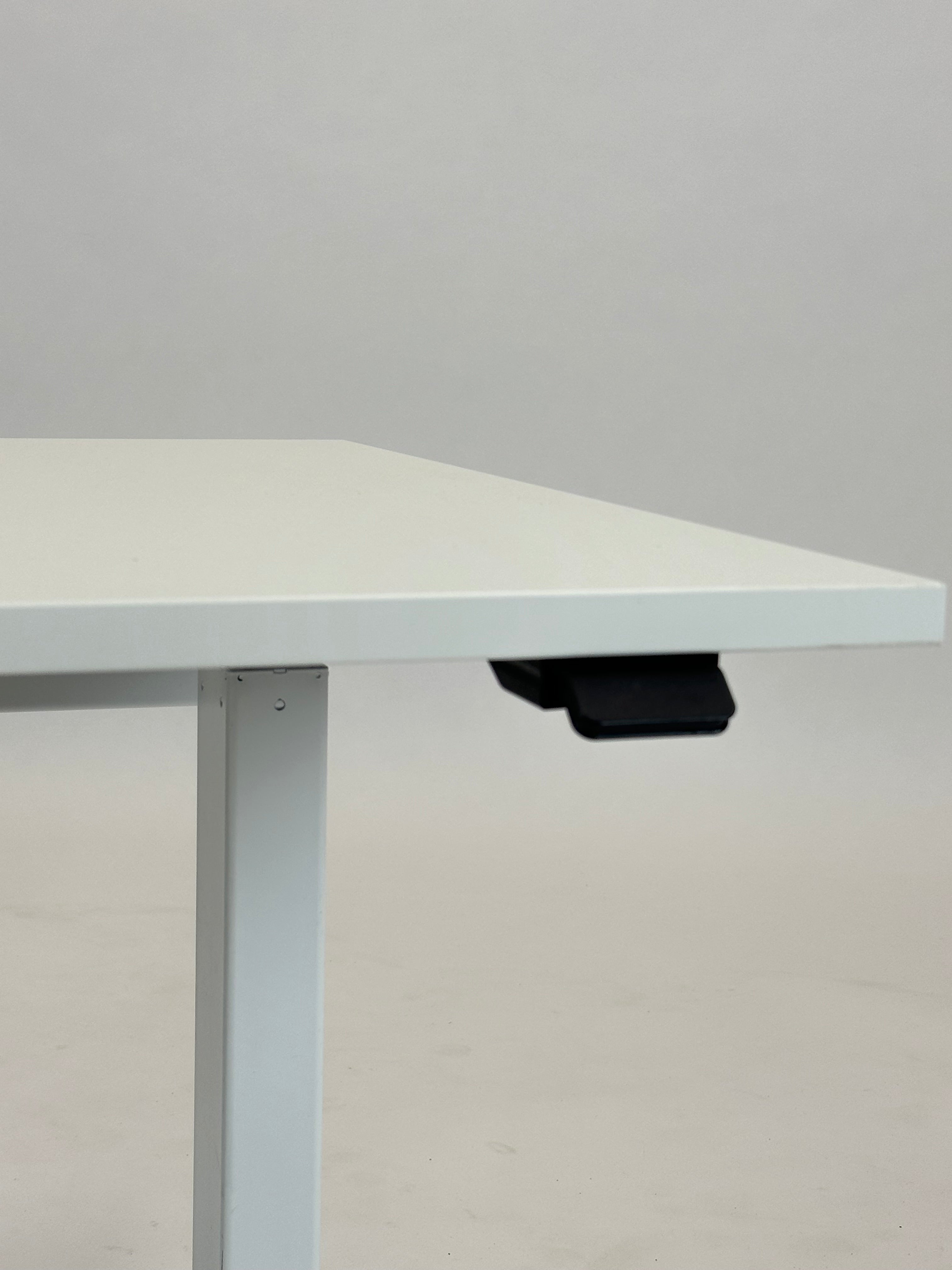 Hæve-/sænkebord 120x80 - Linak (Hvid)