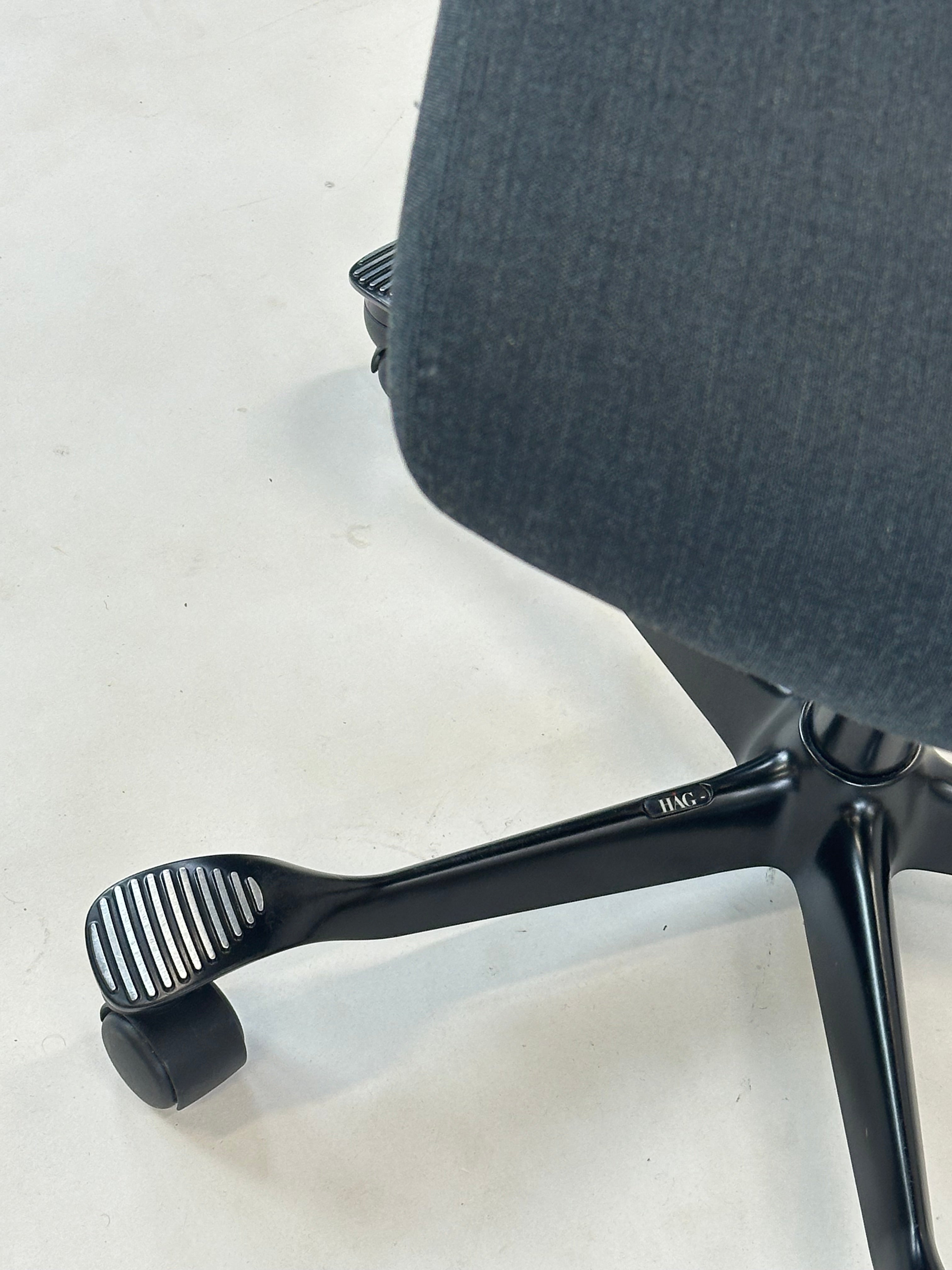 HÅG Capisco 8126 - 200mm (Mørkegrå)