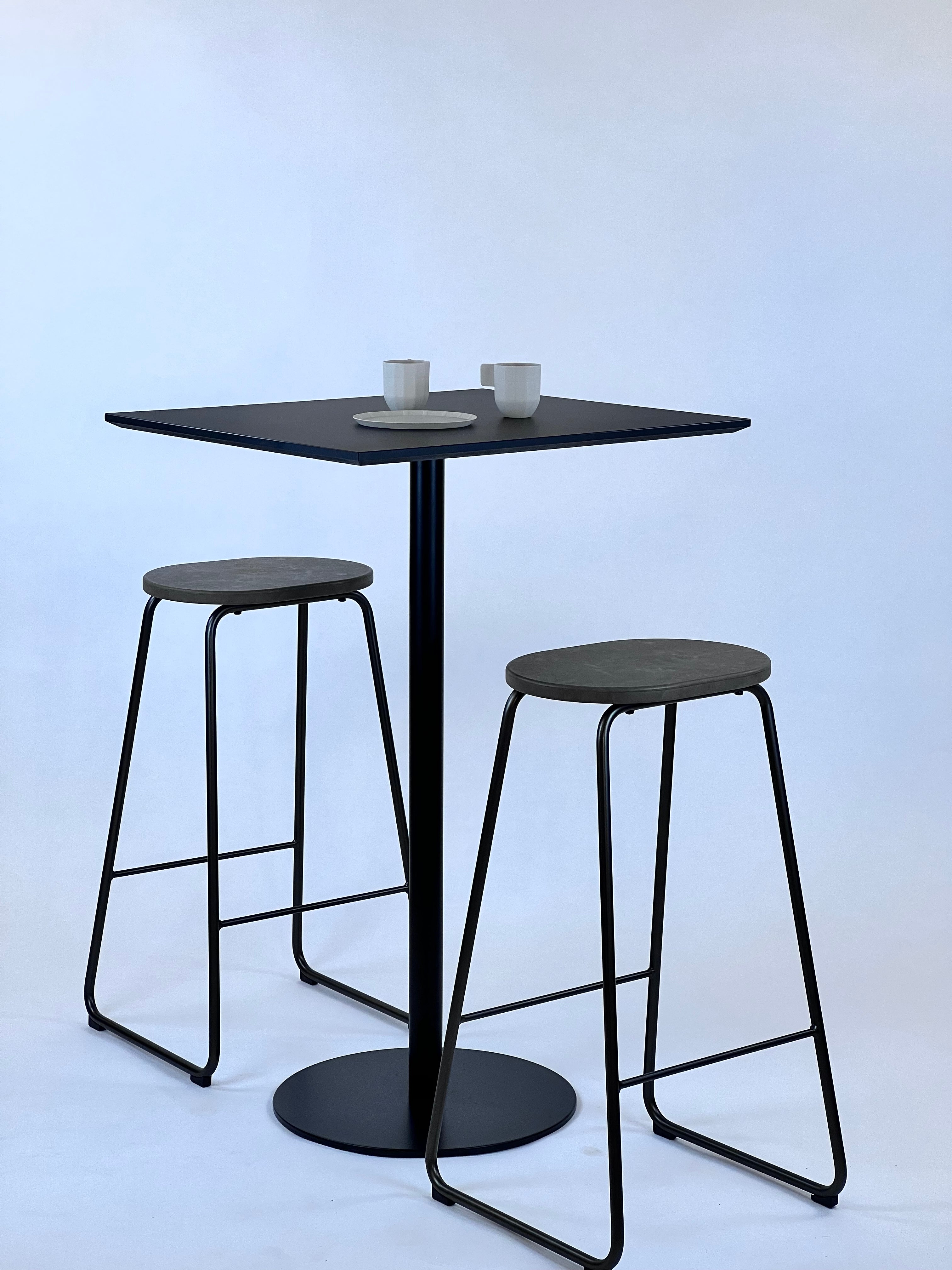 Earth Stool af Eva Harlou - Coffee Waste Dark