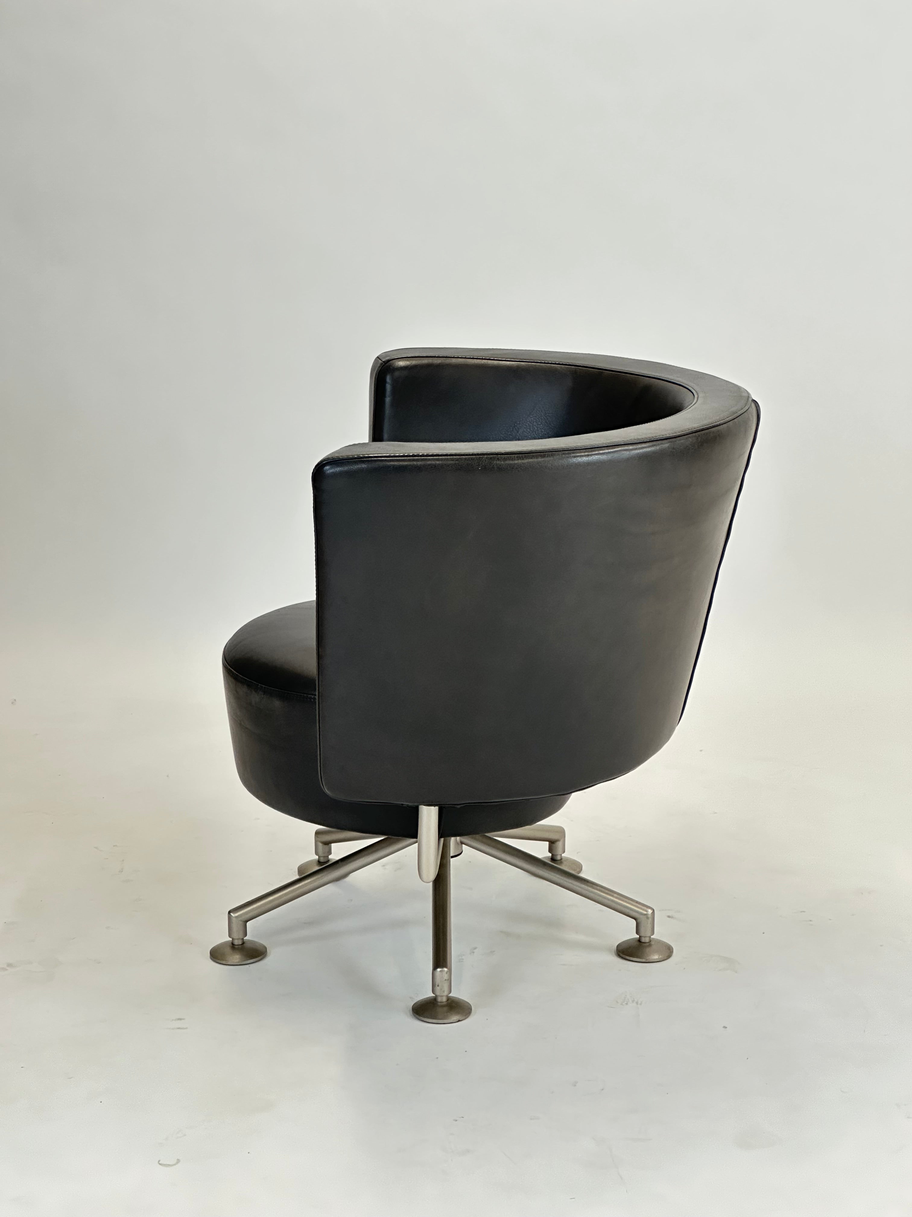 Circo Swivel Chair - COR