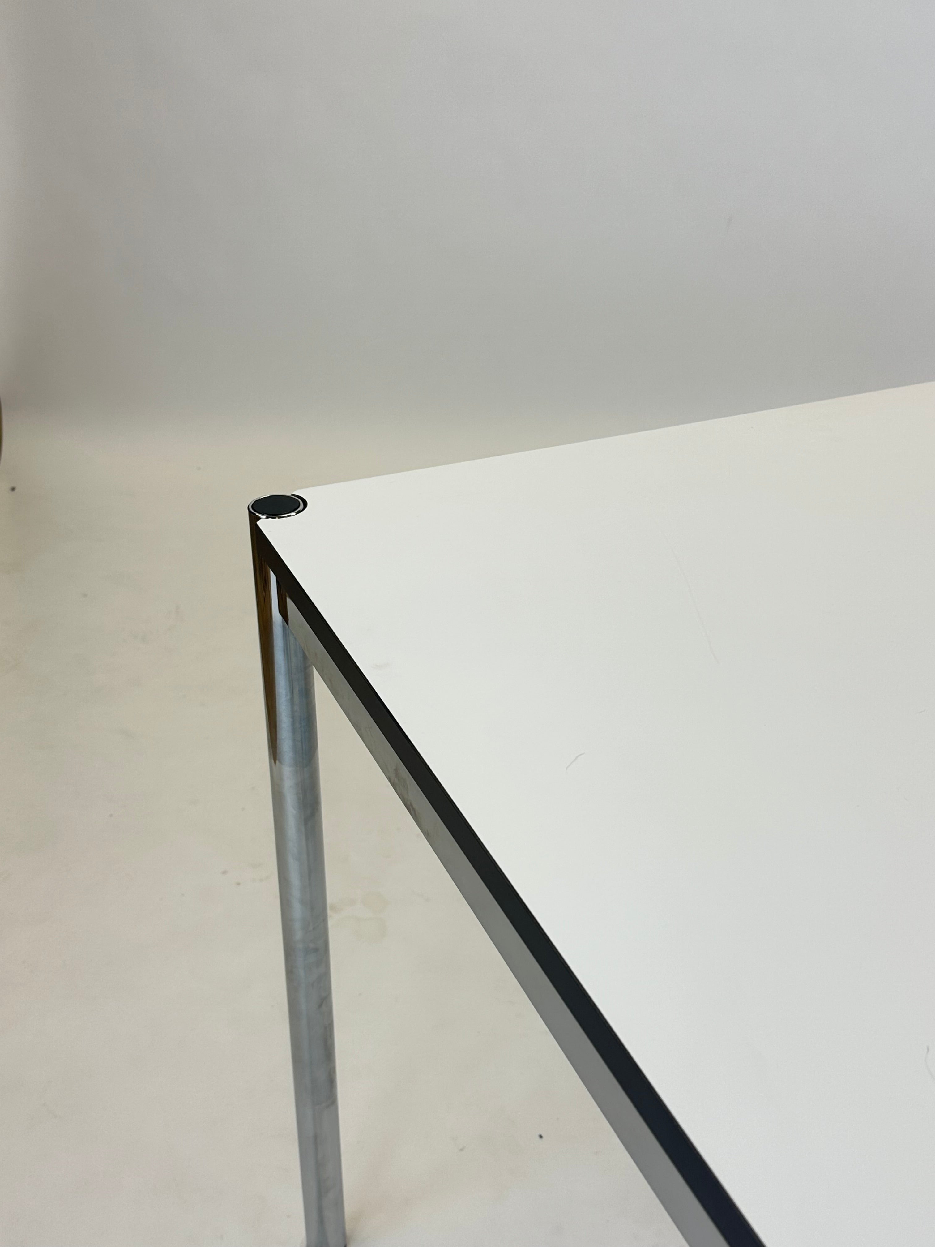USM Haller Table (Hvid)
