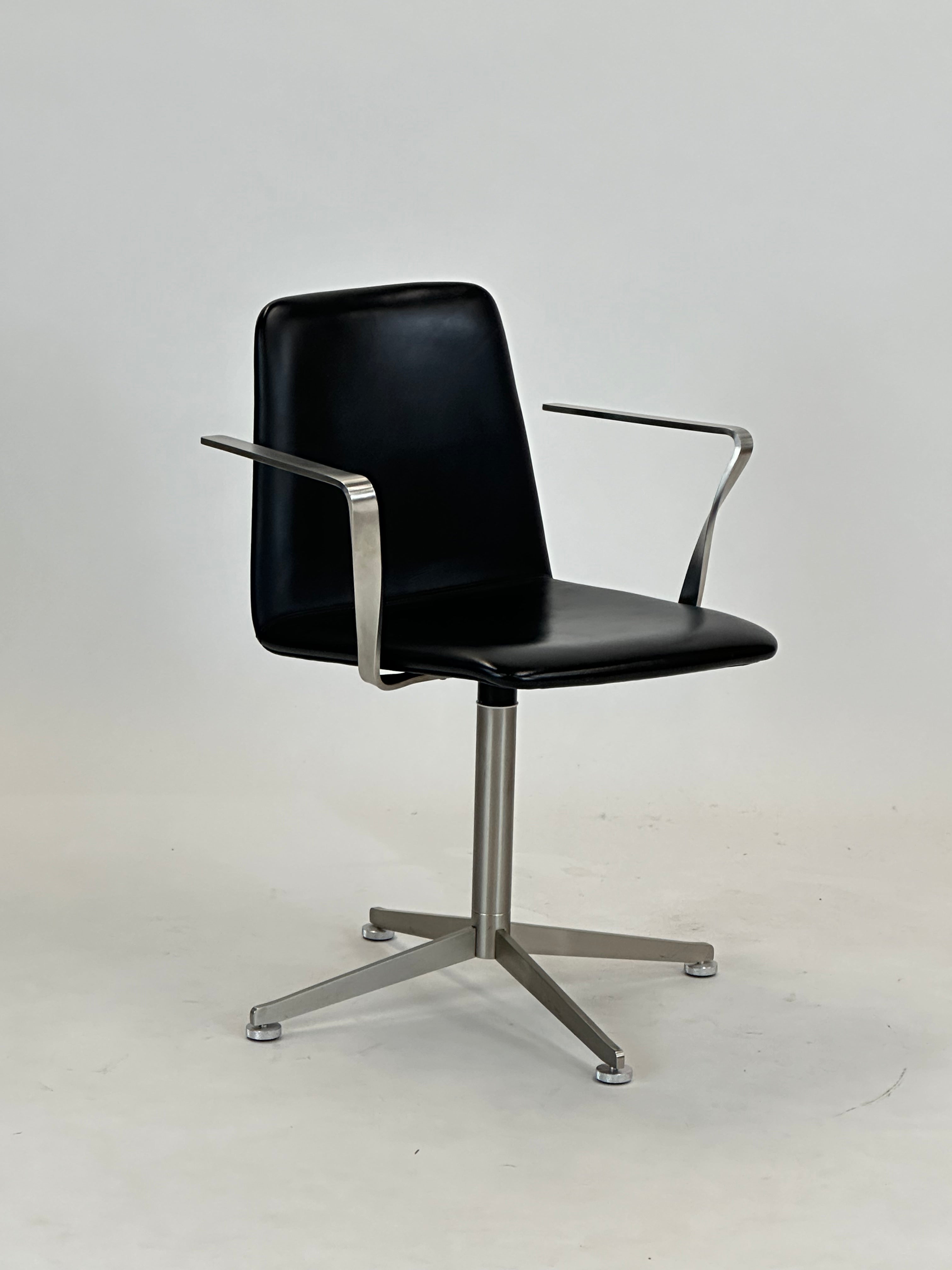 Paustian Spinal Chair 44