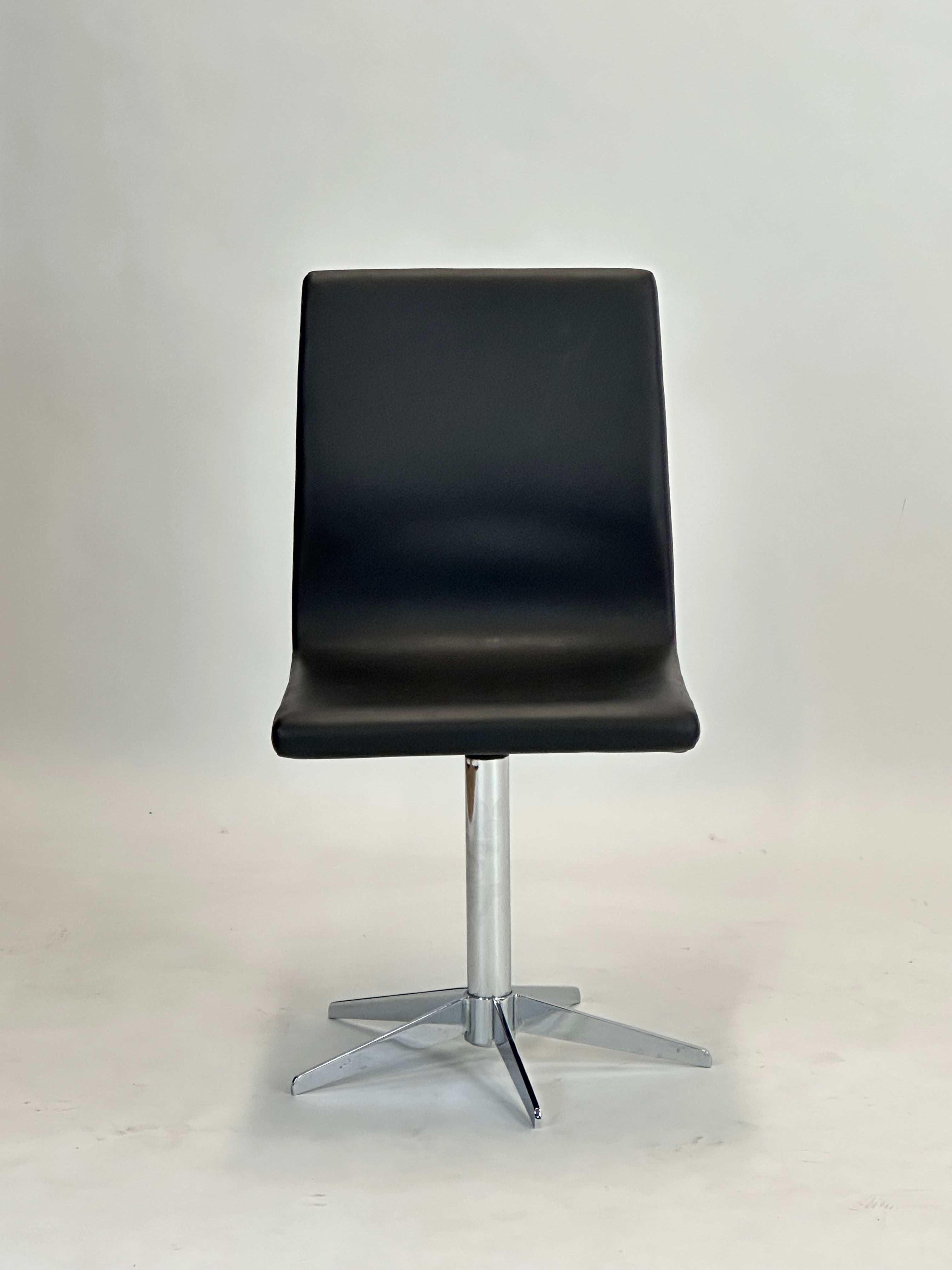 Elegant Sort Mødestol
