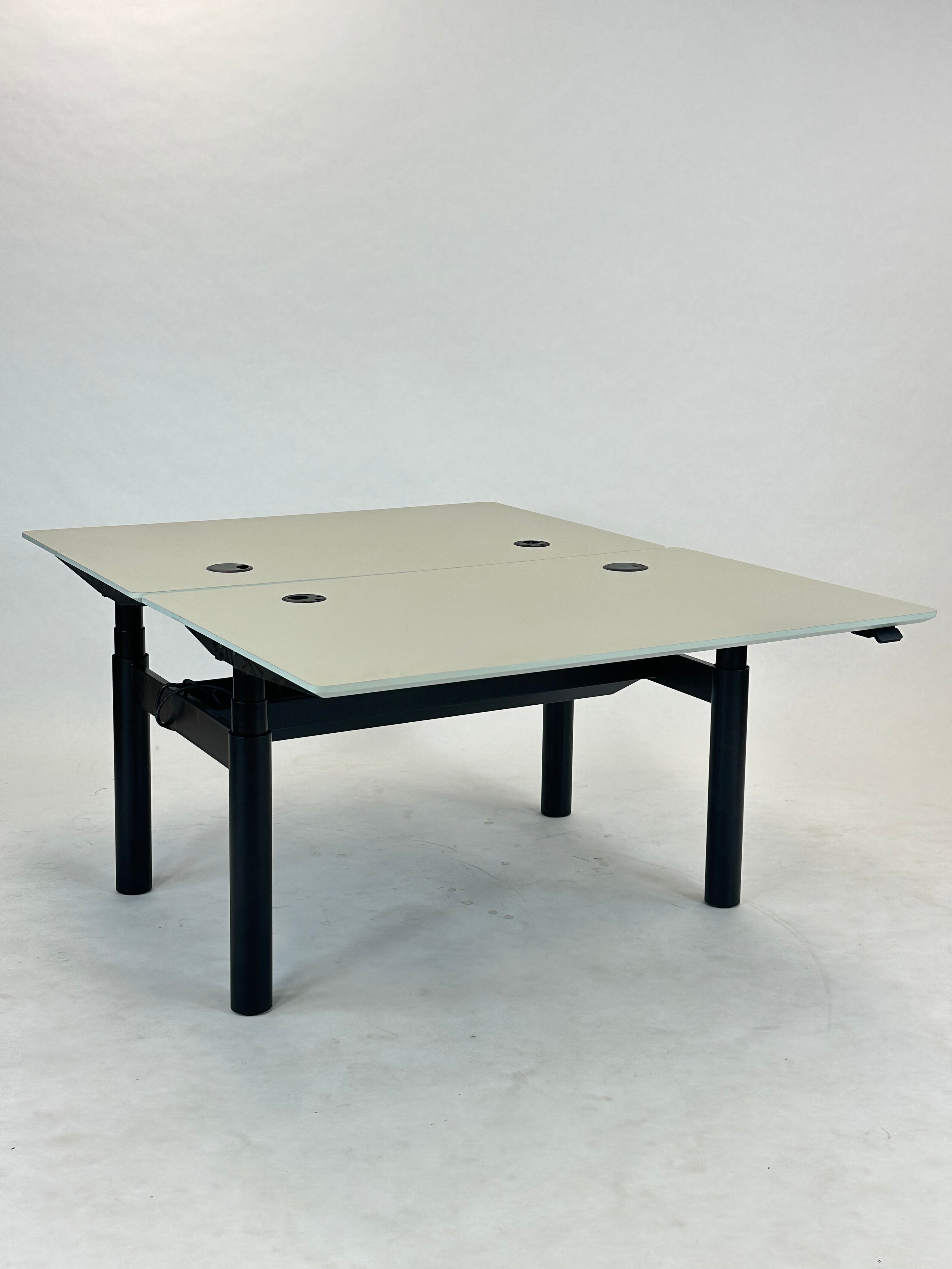 Dobbelt hæve/sænkebord 125x80 (169) - Linak