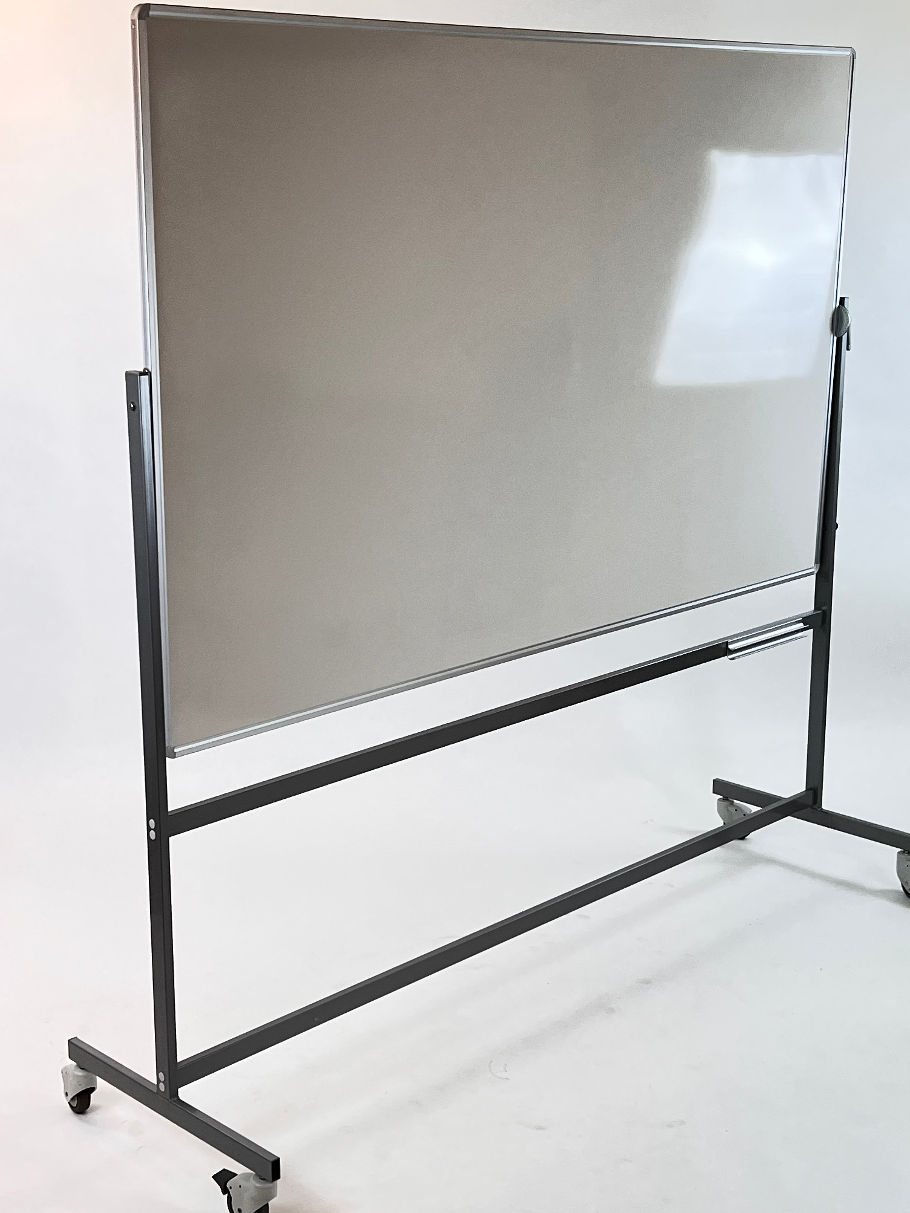 Whiteboard Magnetisk - Stor - på hjul