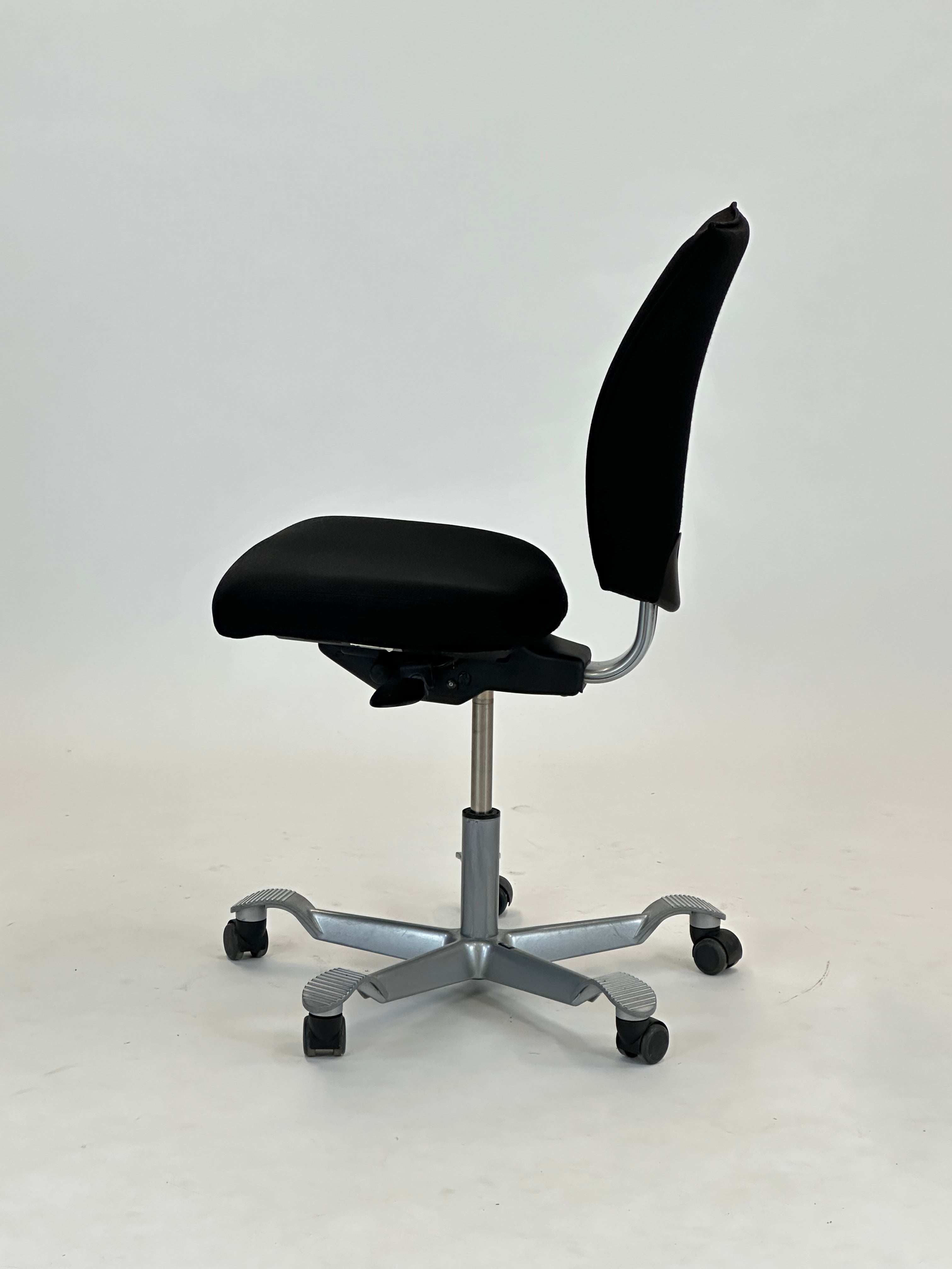 HÅG H05 5400 - 165 mm (m. Select stof)