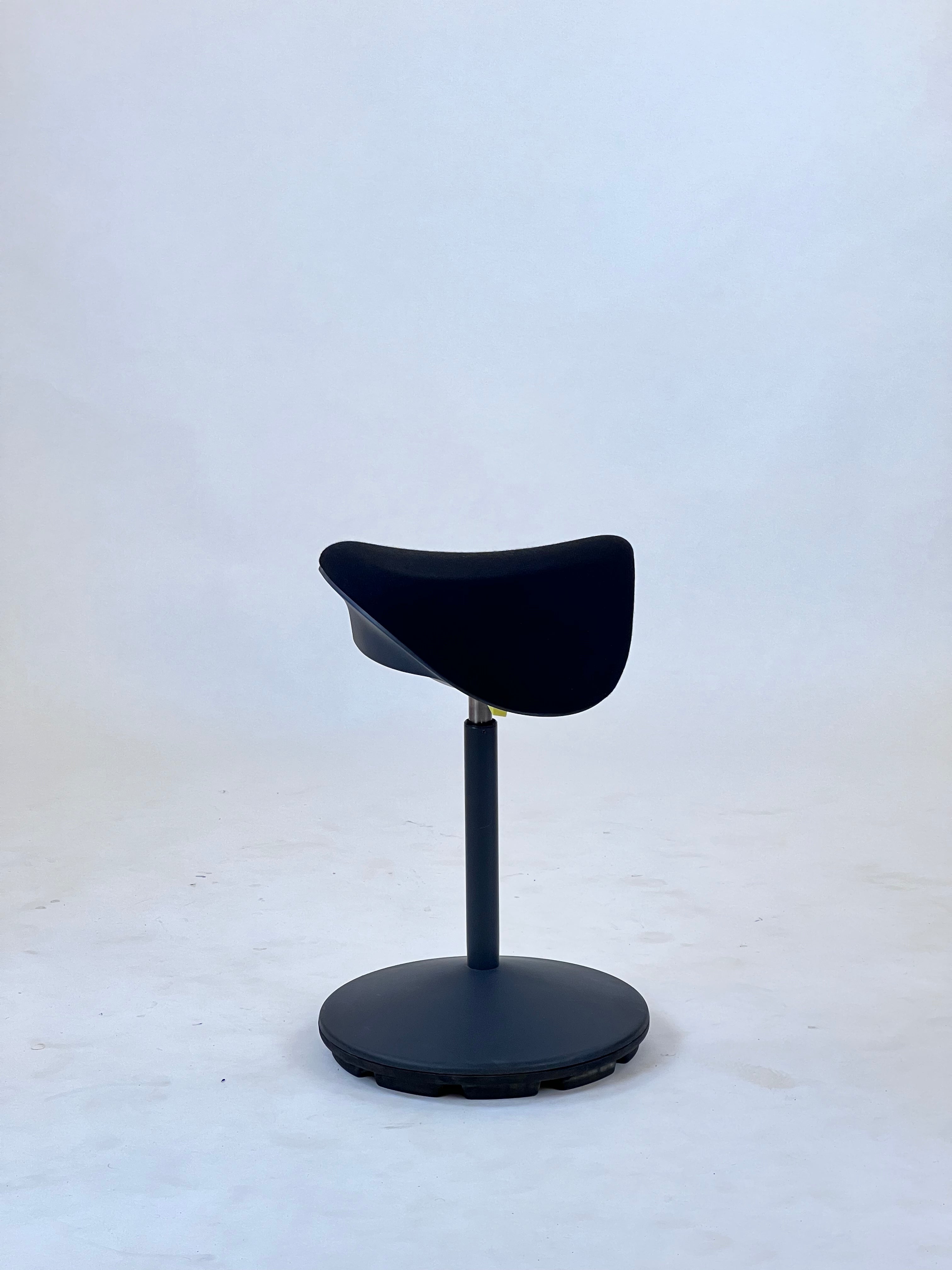 Varier motion chair 4400