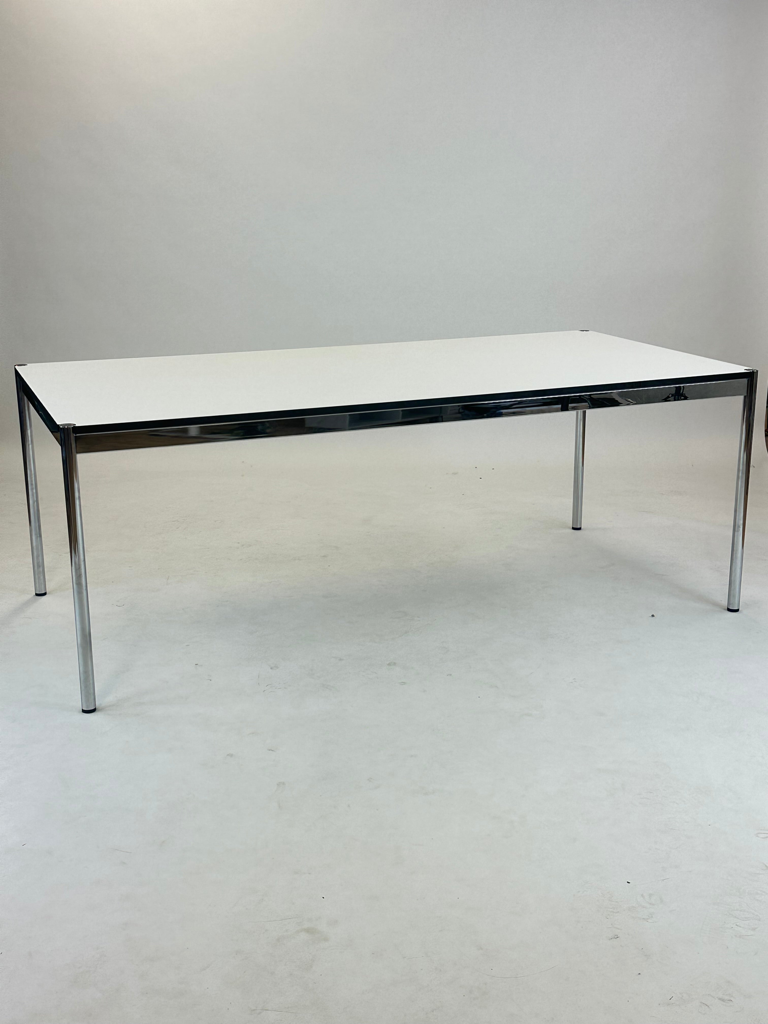 USM Haller Table (Hvid)
