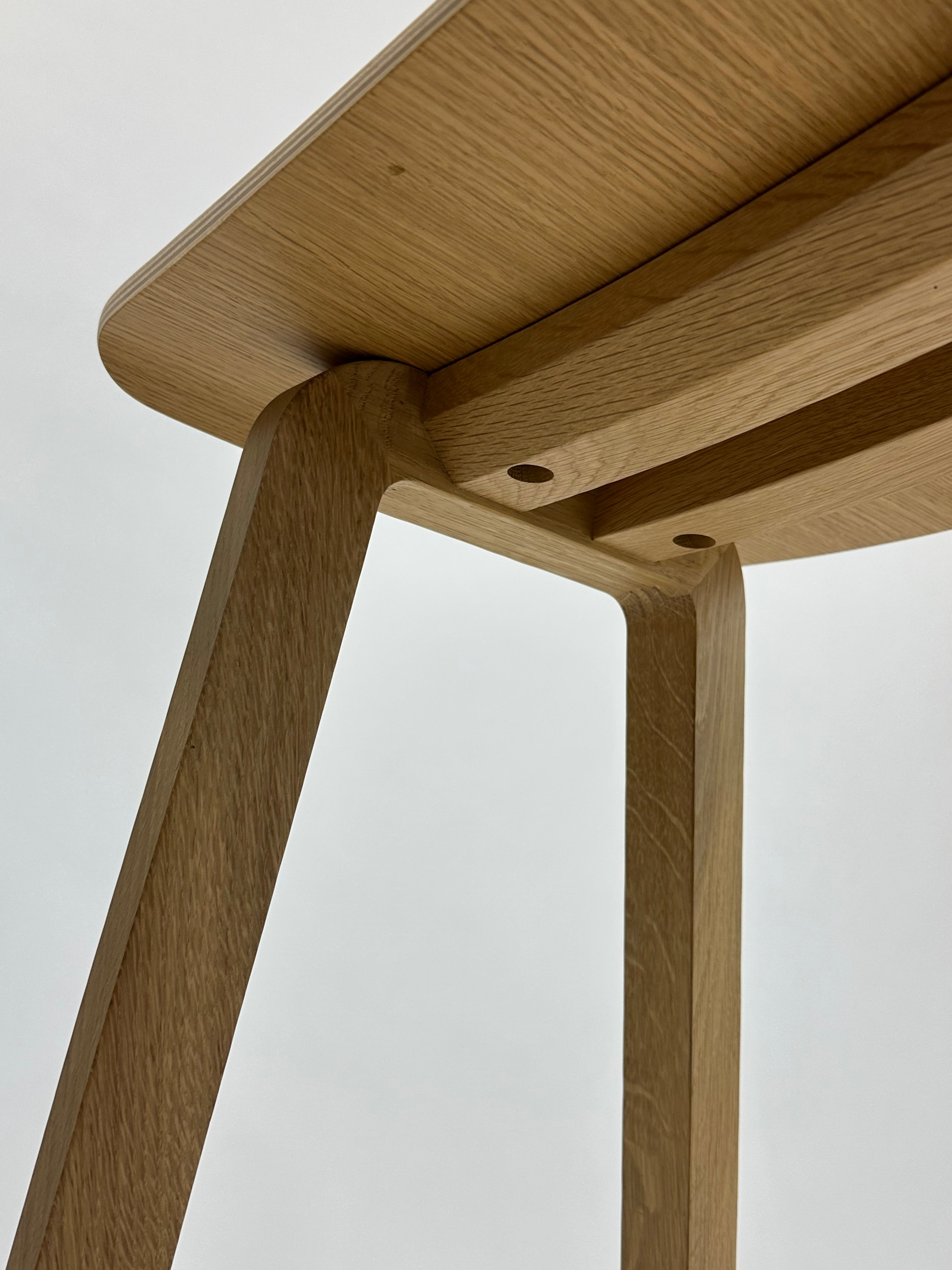 Four Design Share Stool Barstol