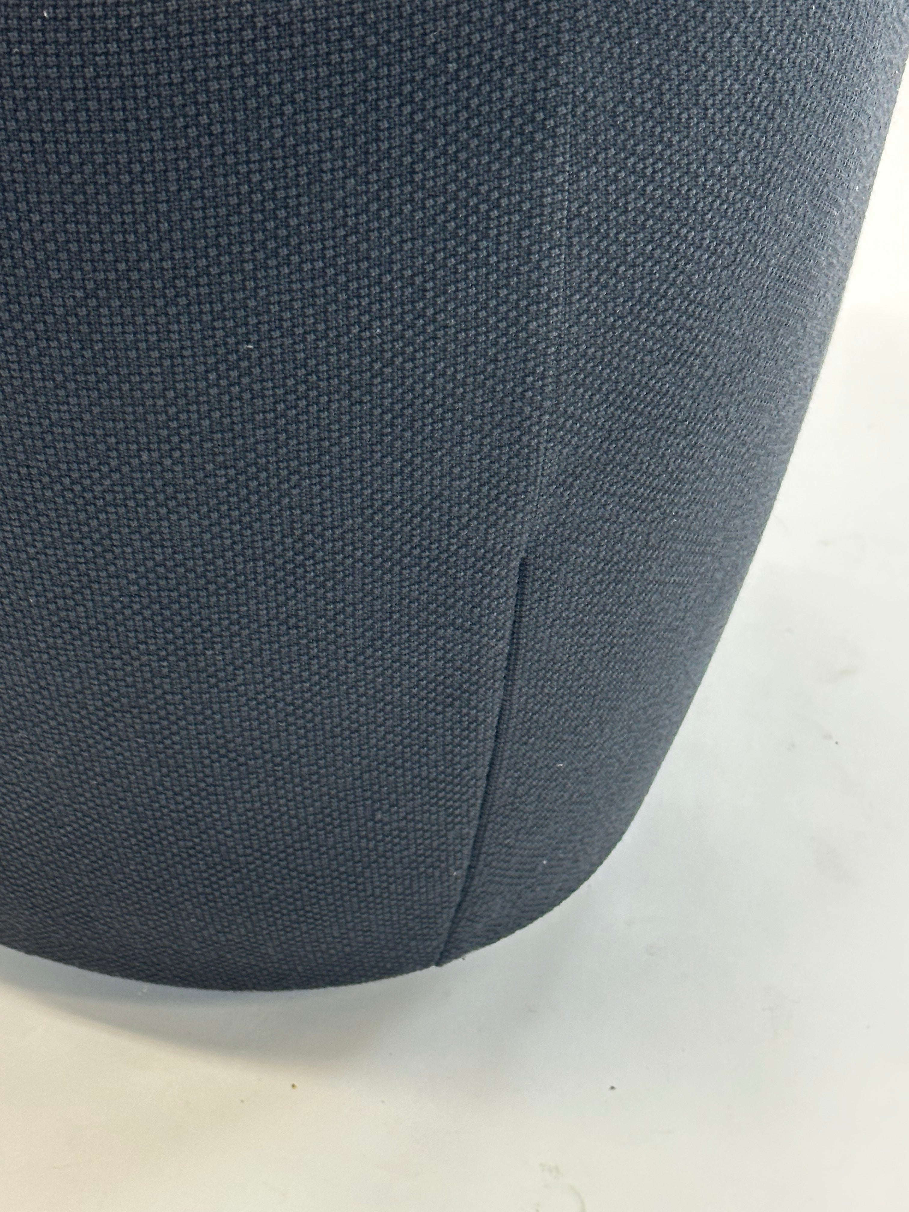 GUBI | Stay Loungestol (Sort)