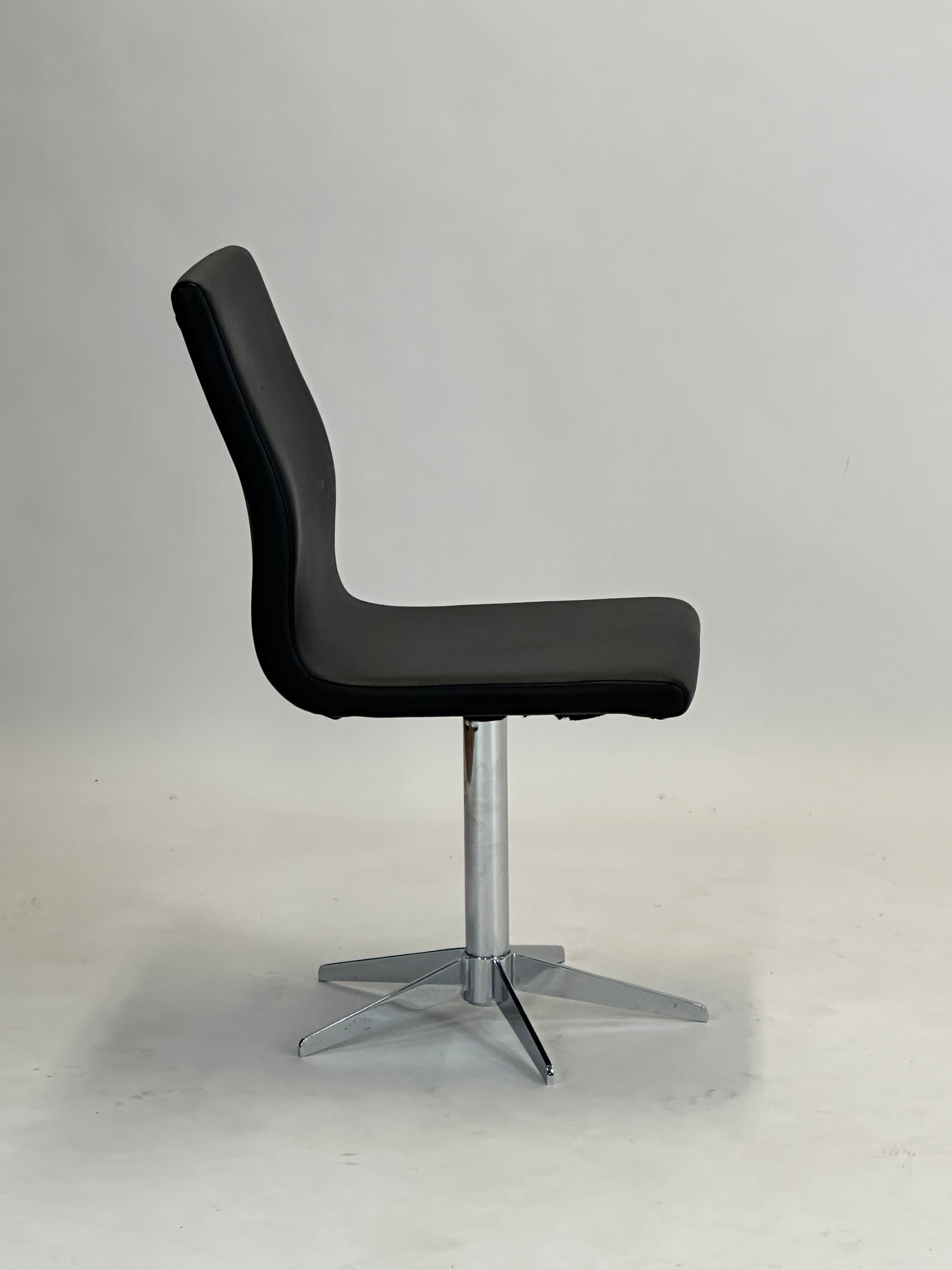Elegant Sort Mødestol