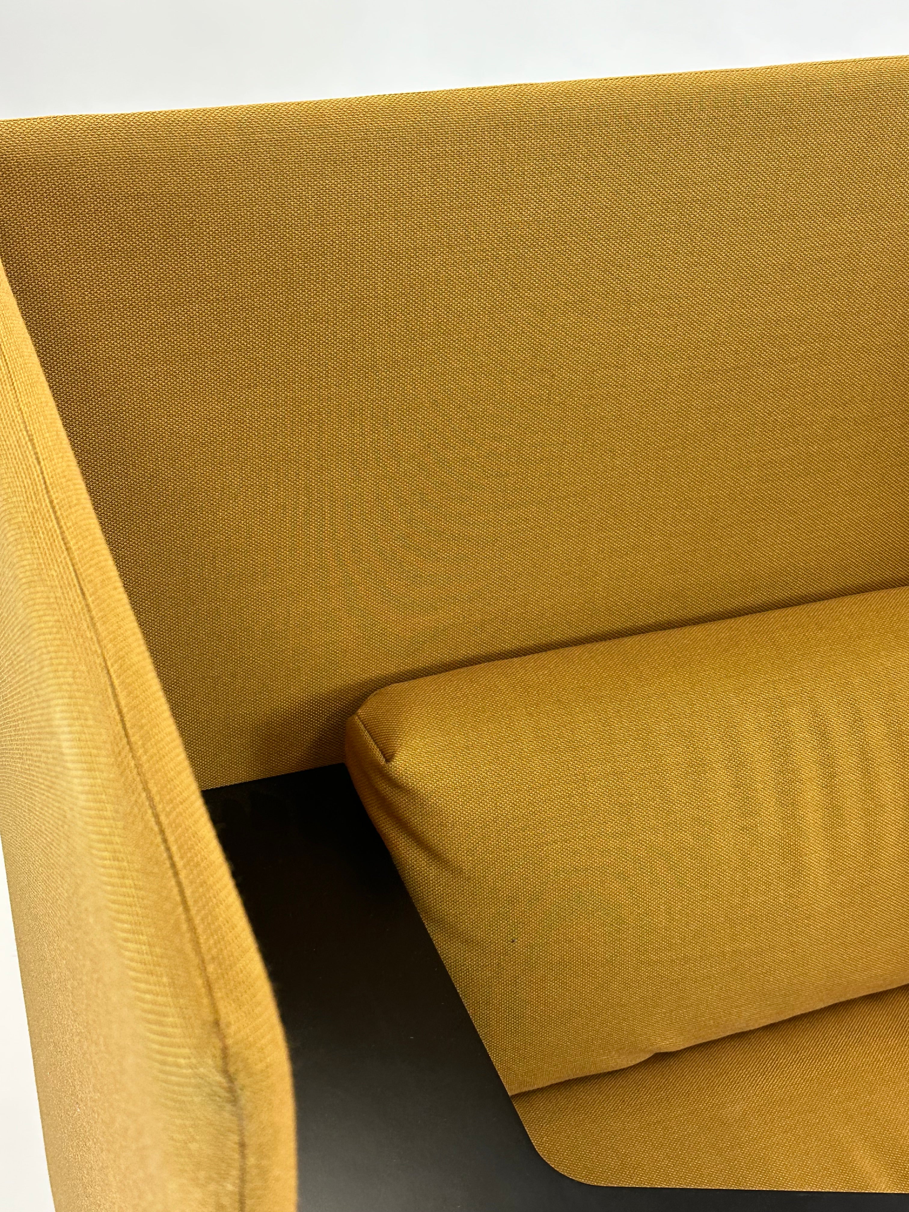 Muuto Outline Highback Work 100 Sofa (Mustard)