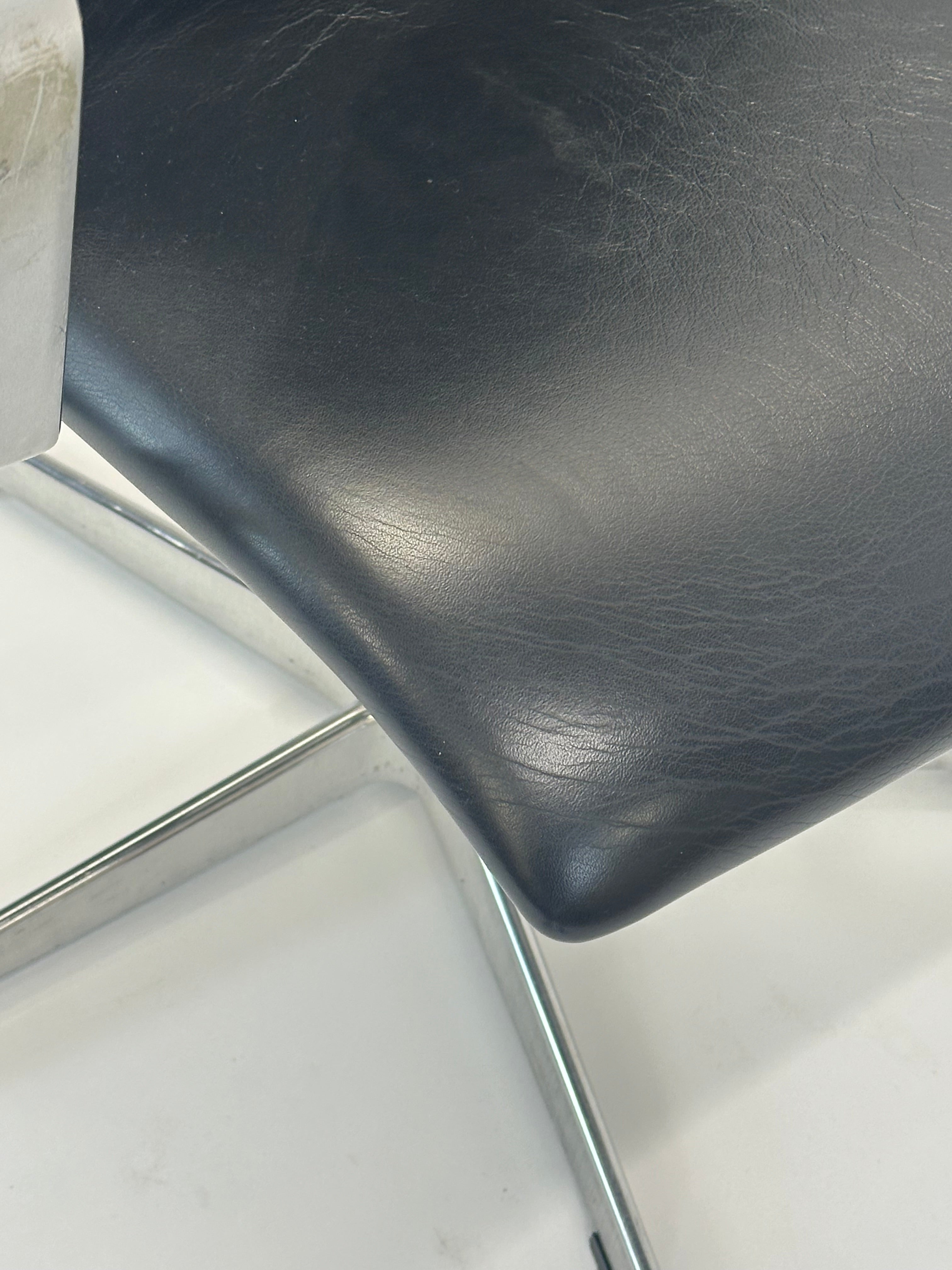 Oxford 3271T Mødestol - Fritz Hansen (Sort)
