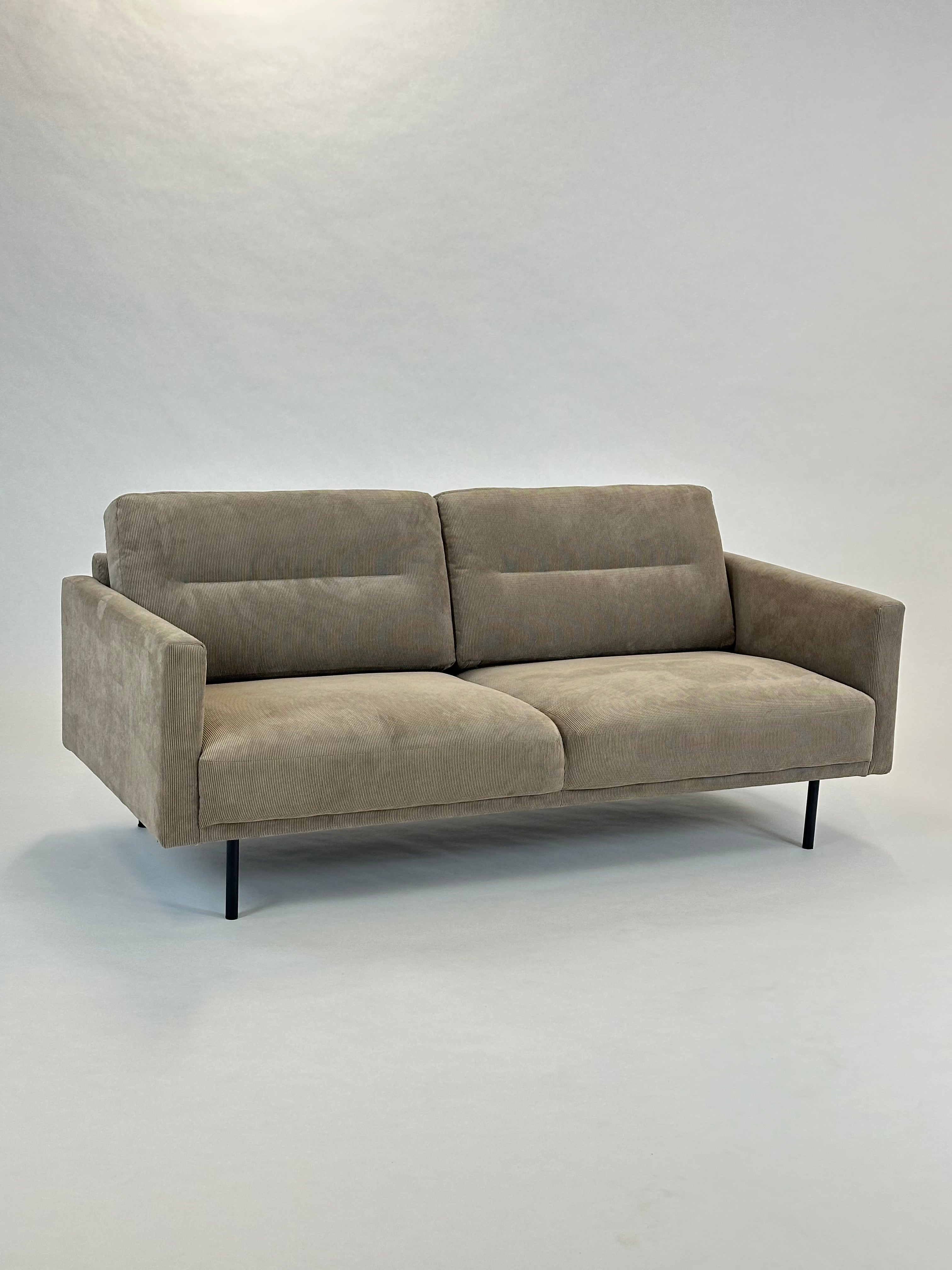 Larvik Sofa