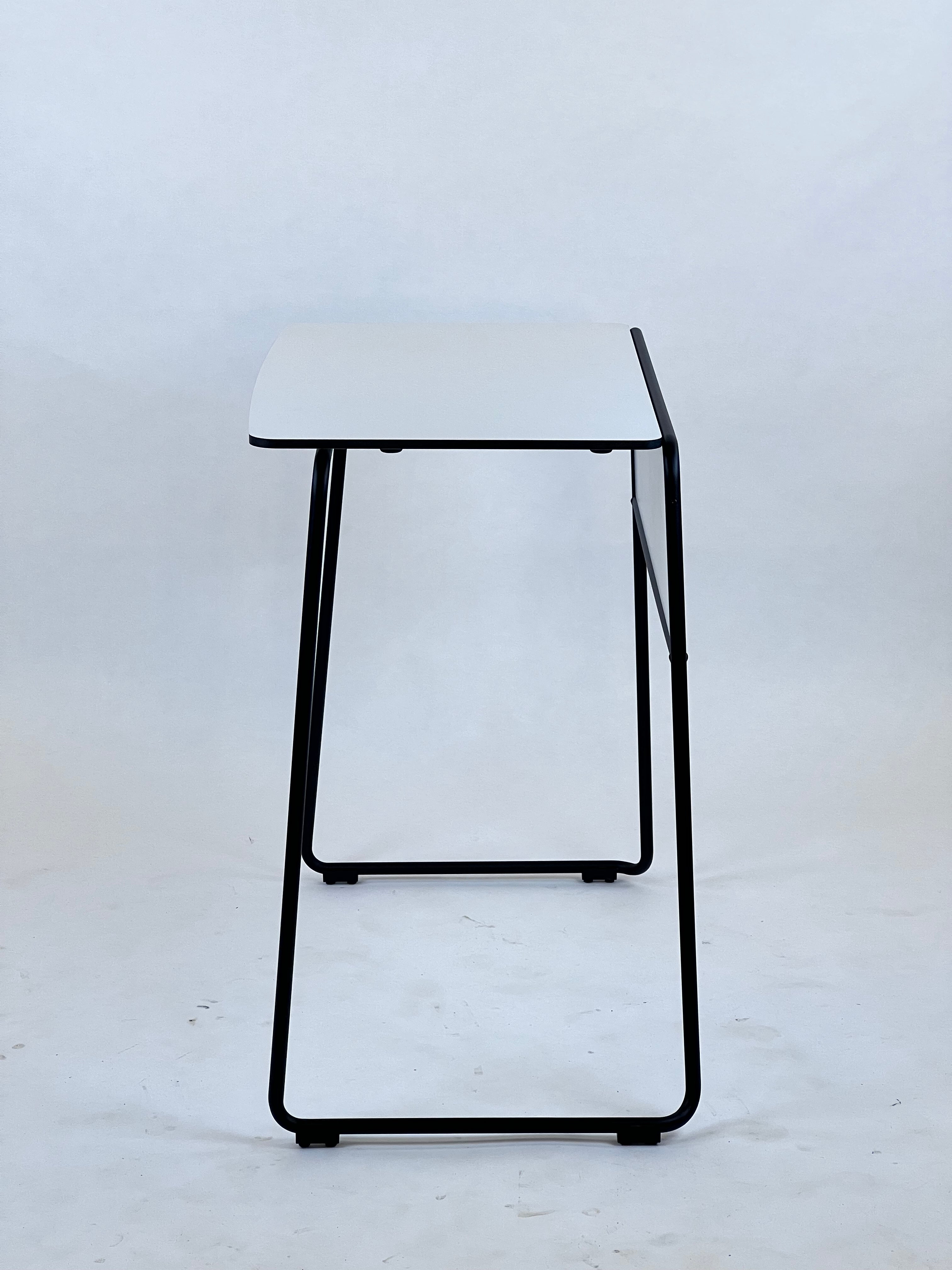 enea Tema Table - Estudi Manel Molina