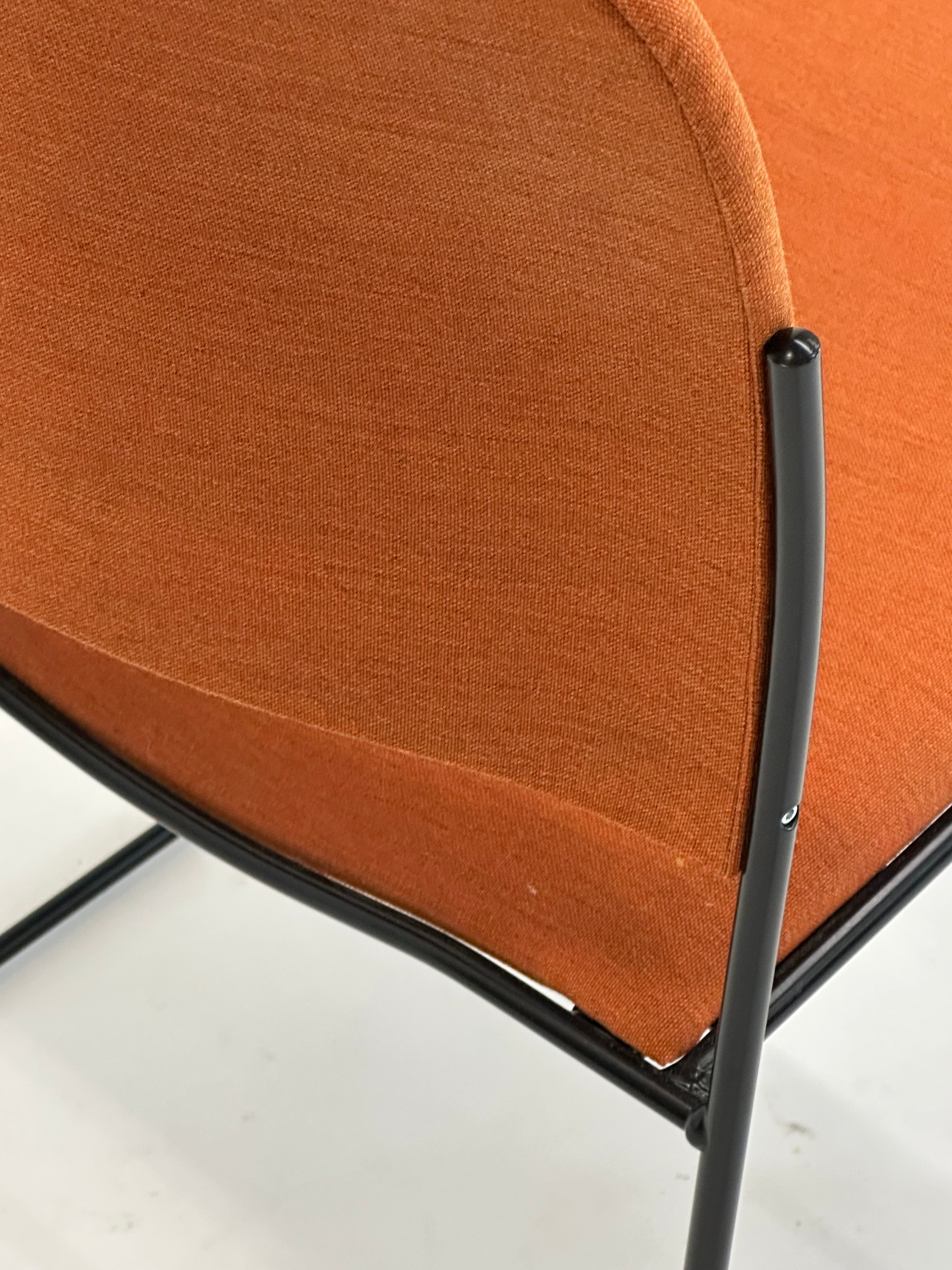 40/4 Konferencestol - Howe (Orange u. armlæn)