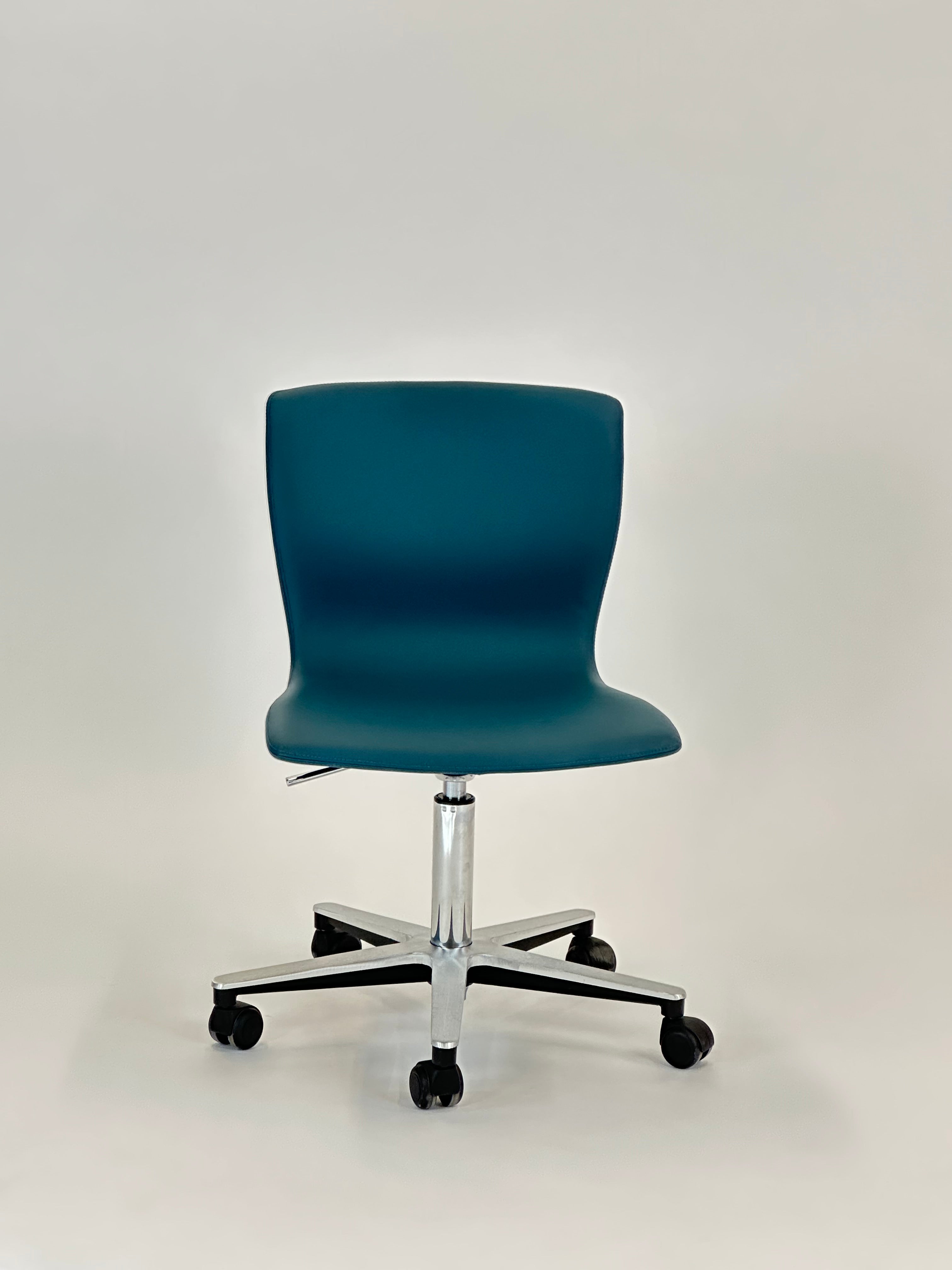 Butterfly swivel fra Magnus Olesen (Petrol)