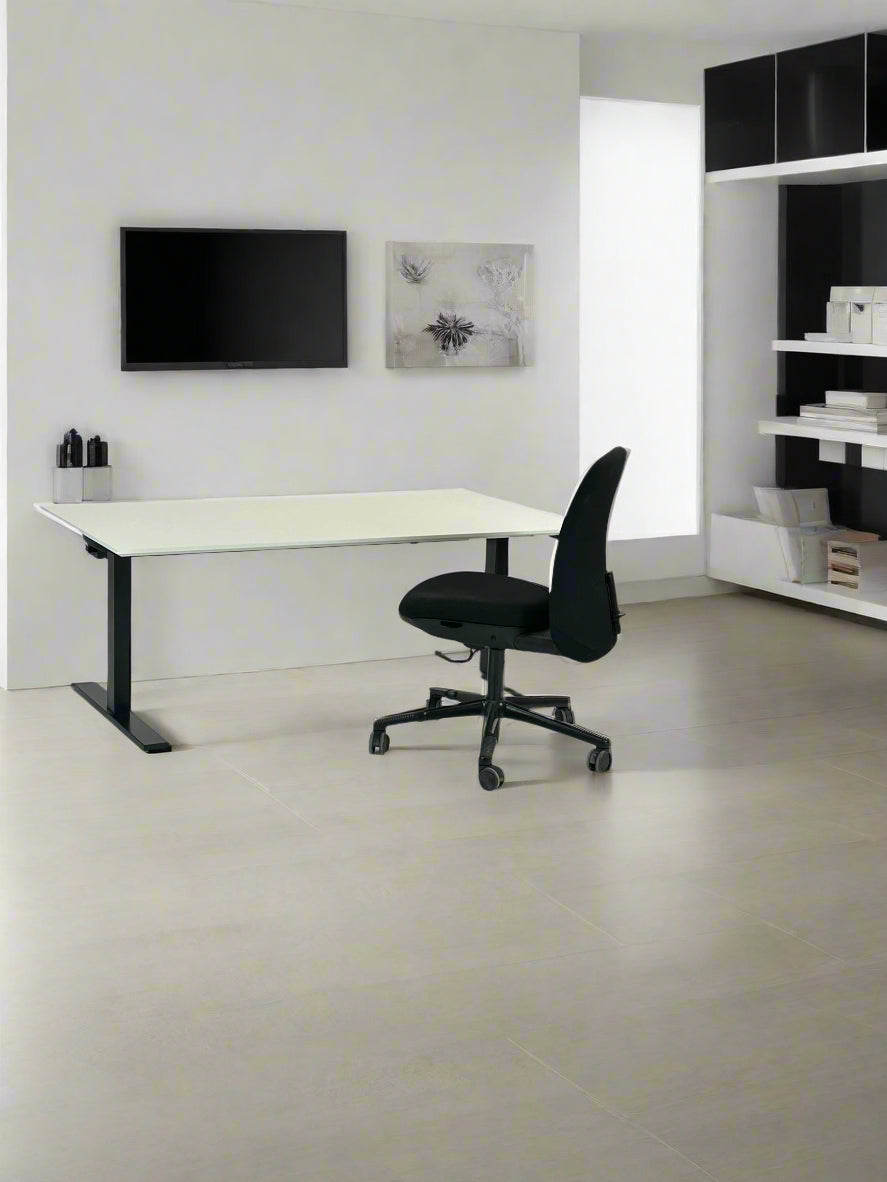 Hæve-/sænkebord 160x80 (m. faset kant) - Linak