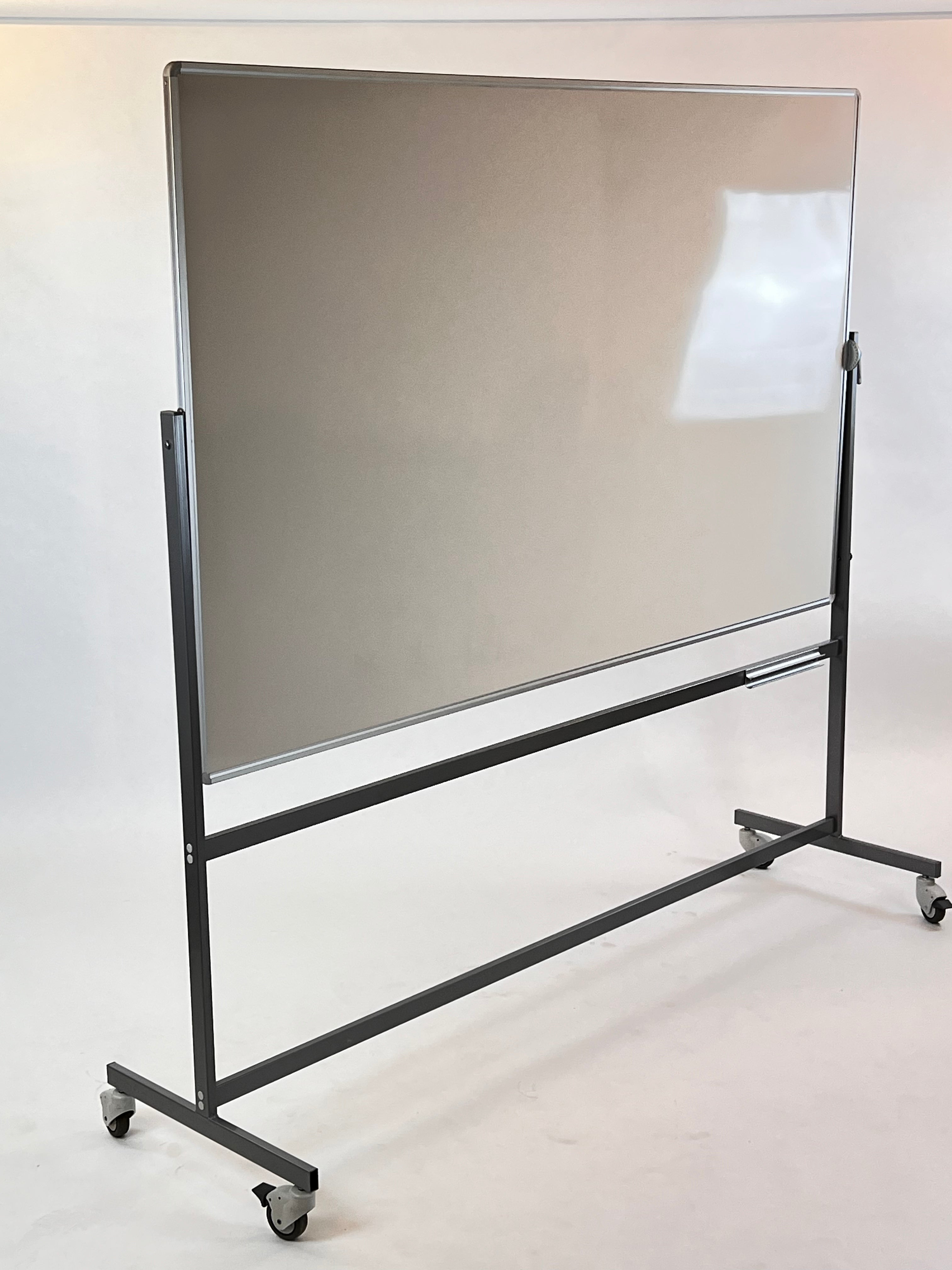 Whiteboard Magnetisk - Stor - på hjul