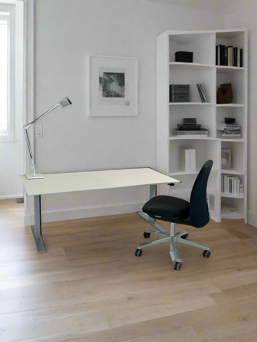 FLOS Kelvin Edge Bordlampe