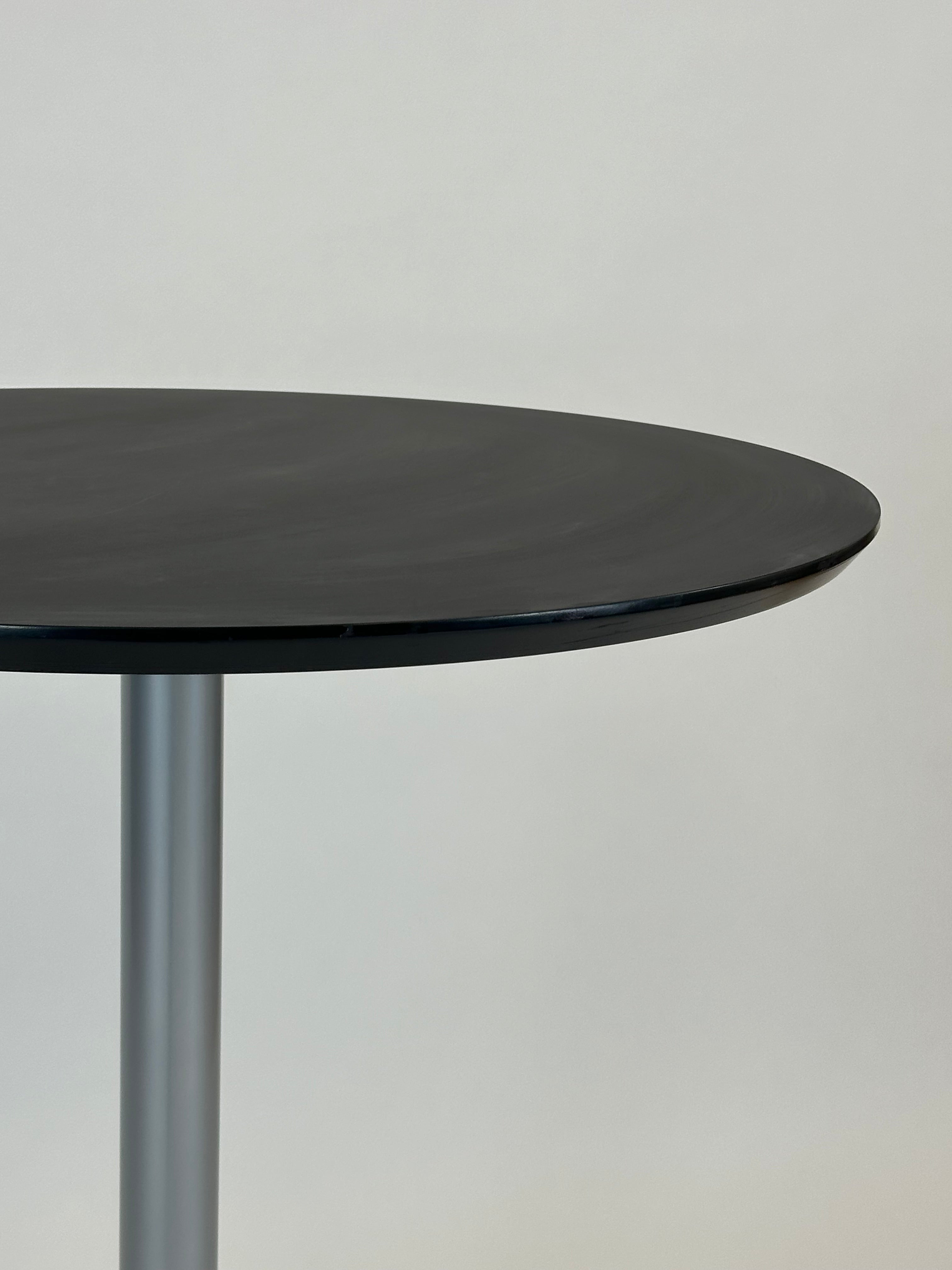 Rundt bord “Silk” fra Dencon