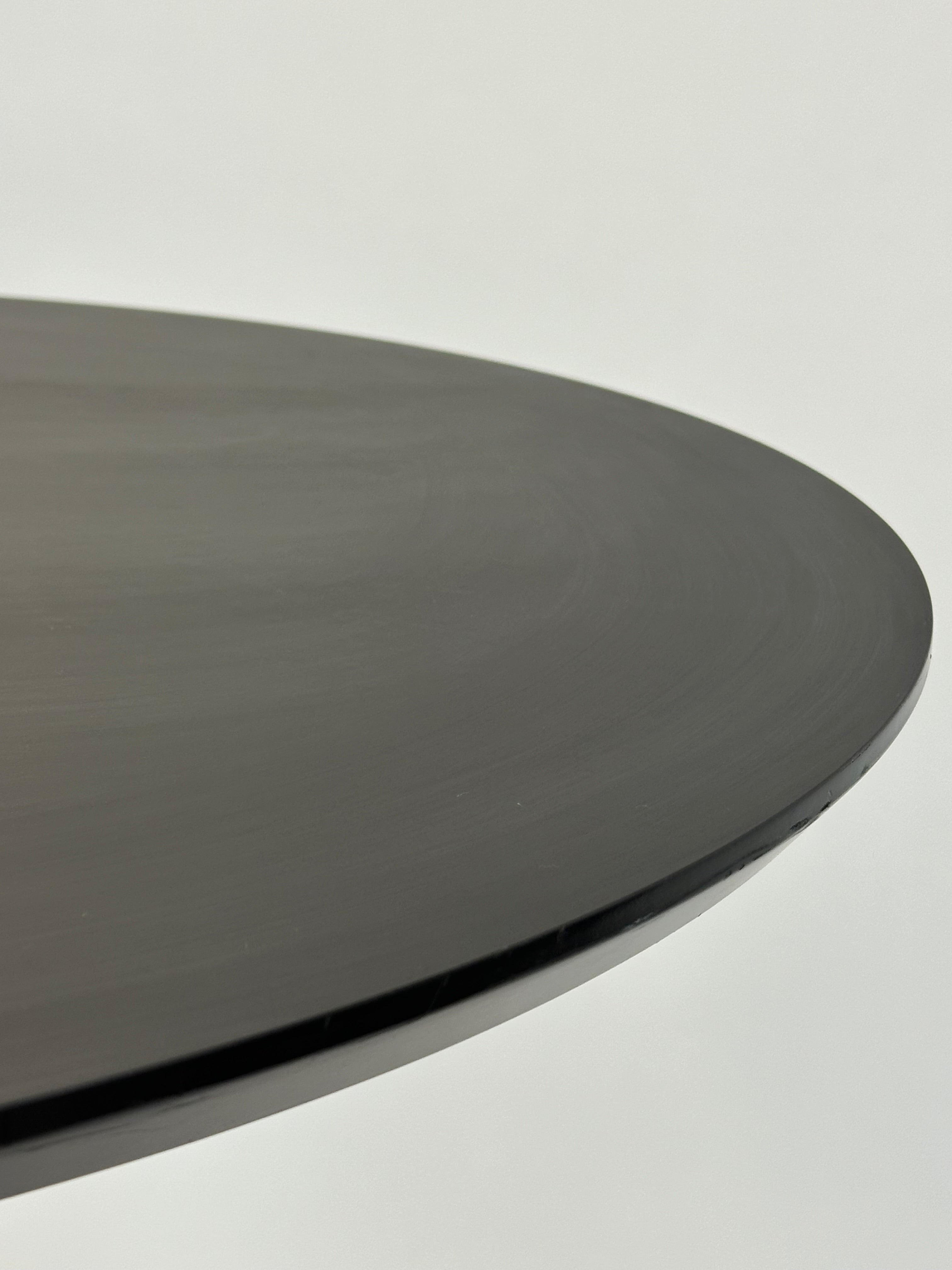 Rundt bord “Silk” fra Dencon