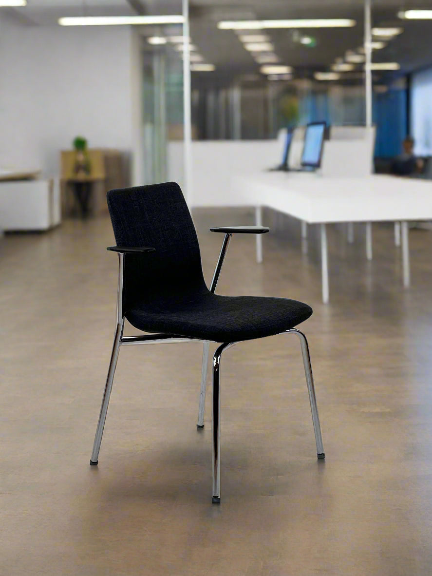 Labofa | GROOVY Mødestol