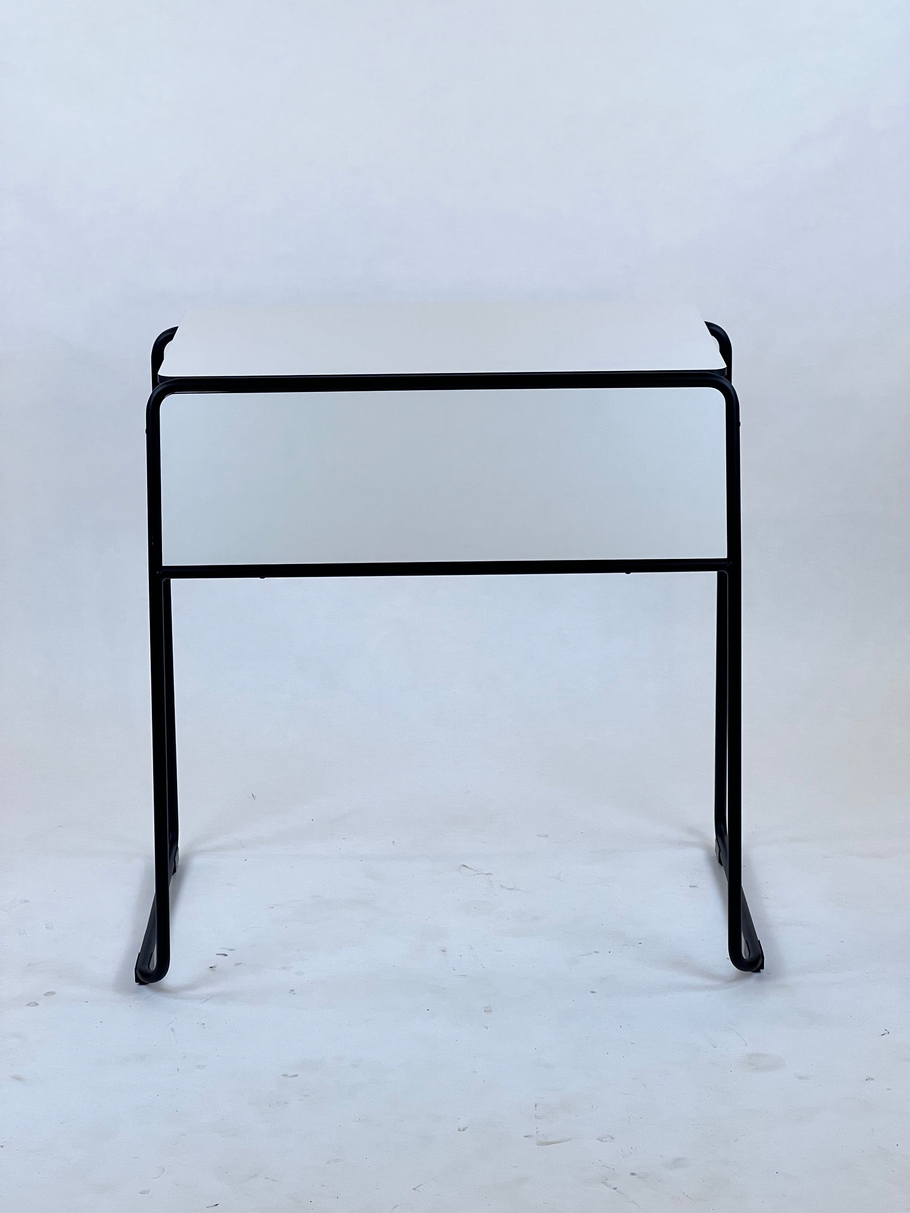 enea Tema Table - Estudi Manel Molina