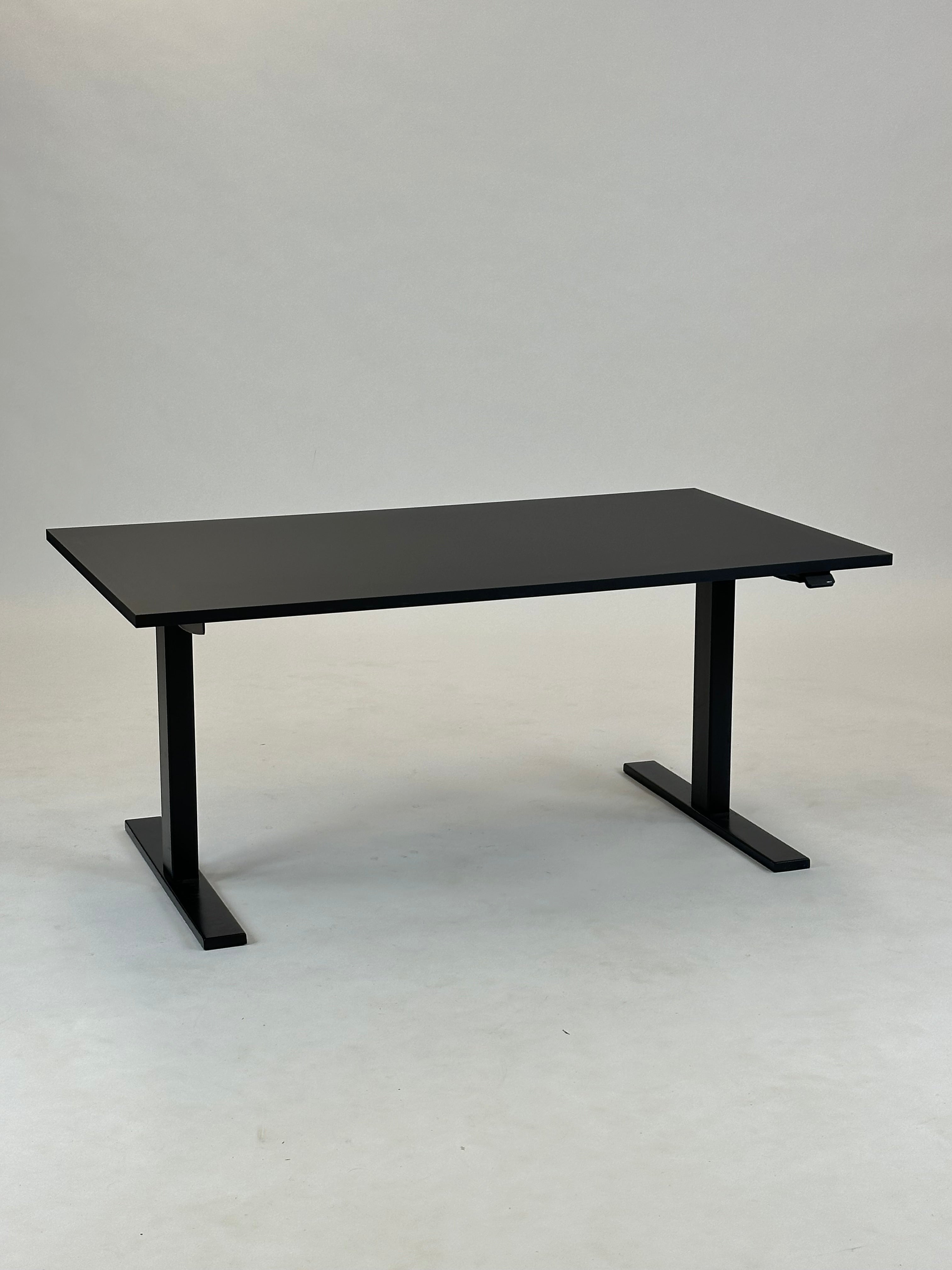 Hæve/sænkebord 140x80 (m. flex) - Linak