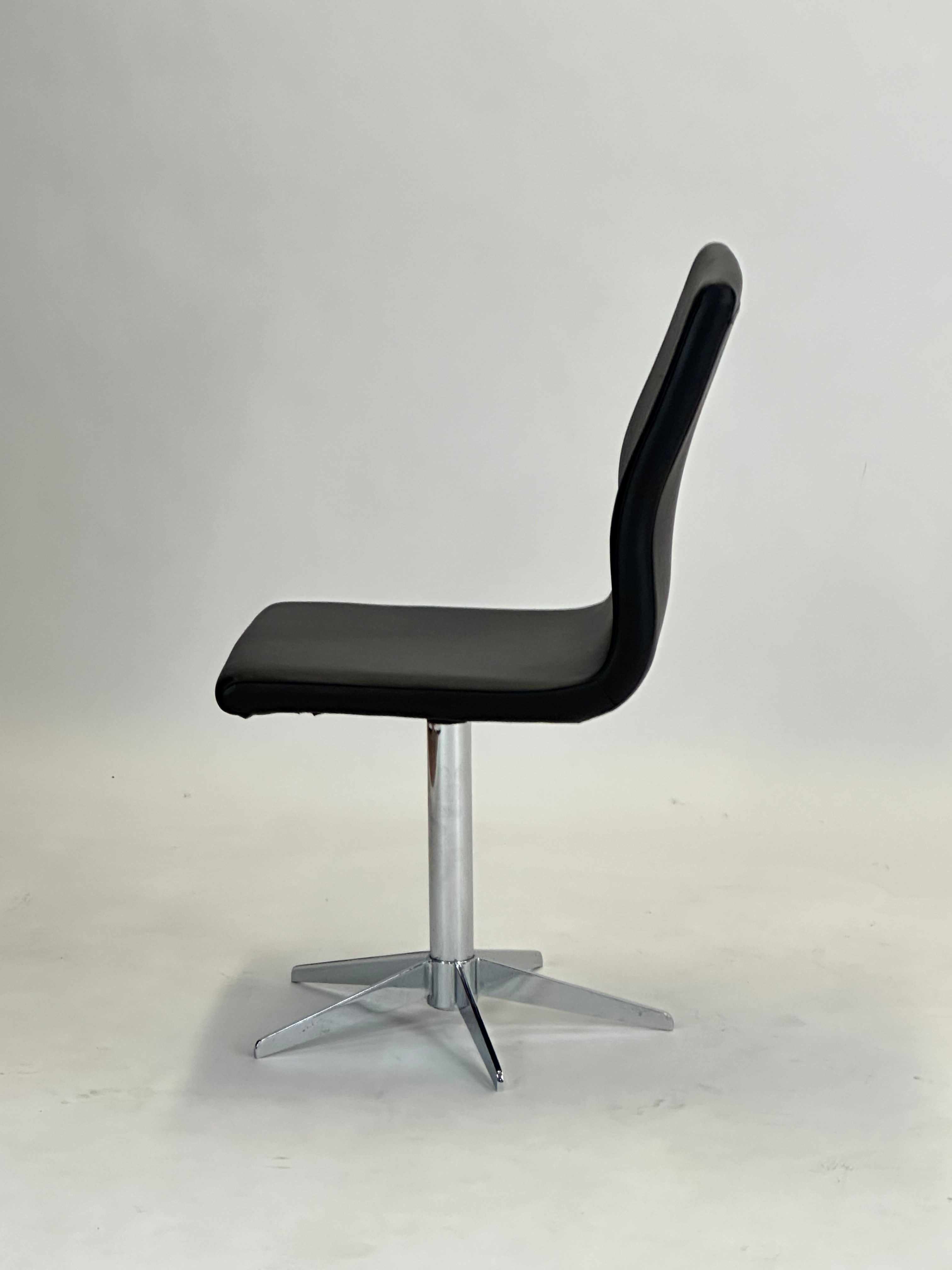 Elegant Sort Mødestol