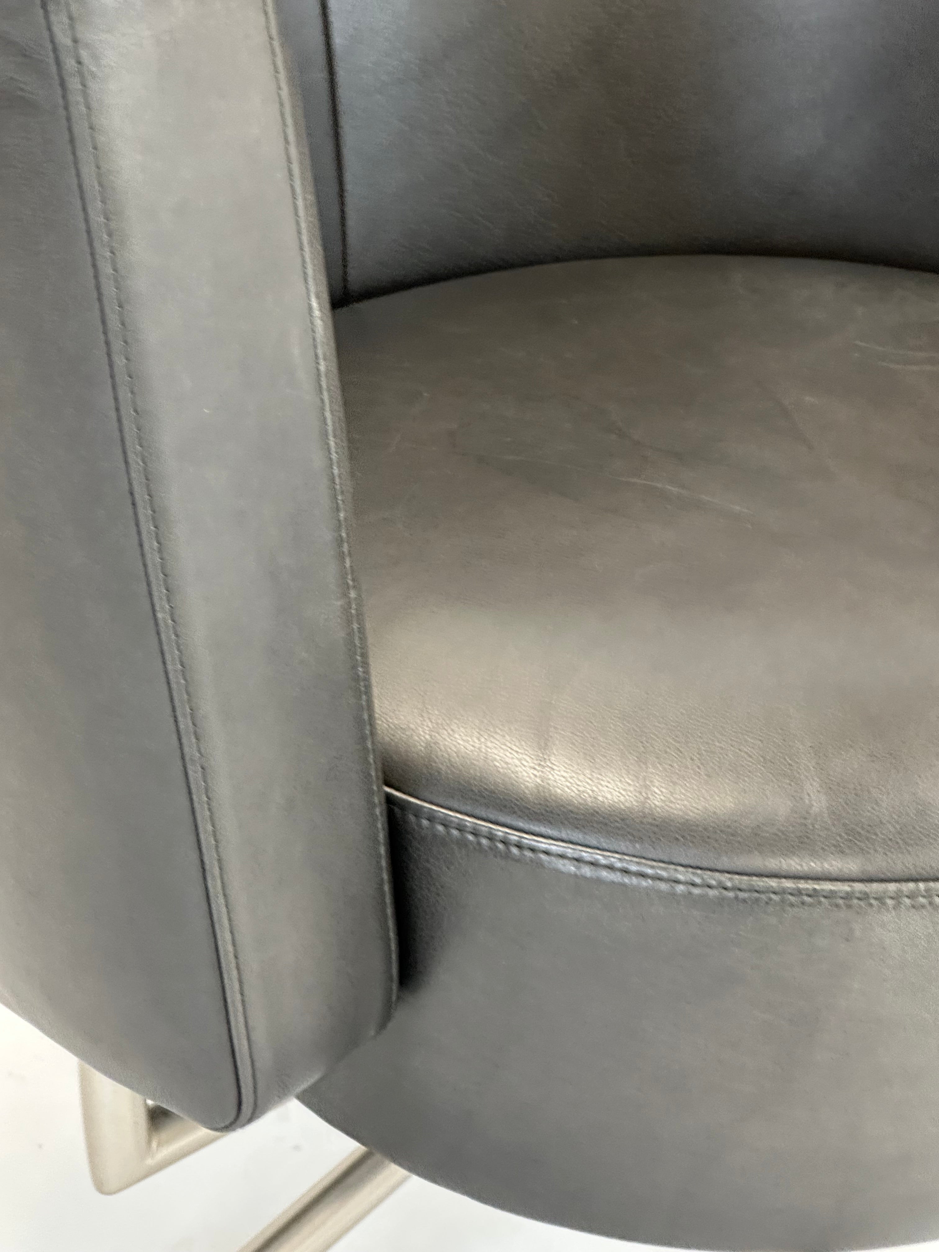 Circo Swivel Chair - COR