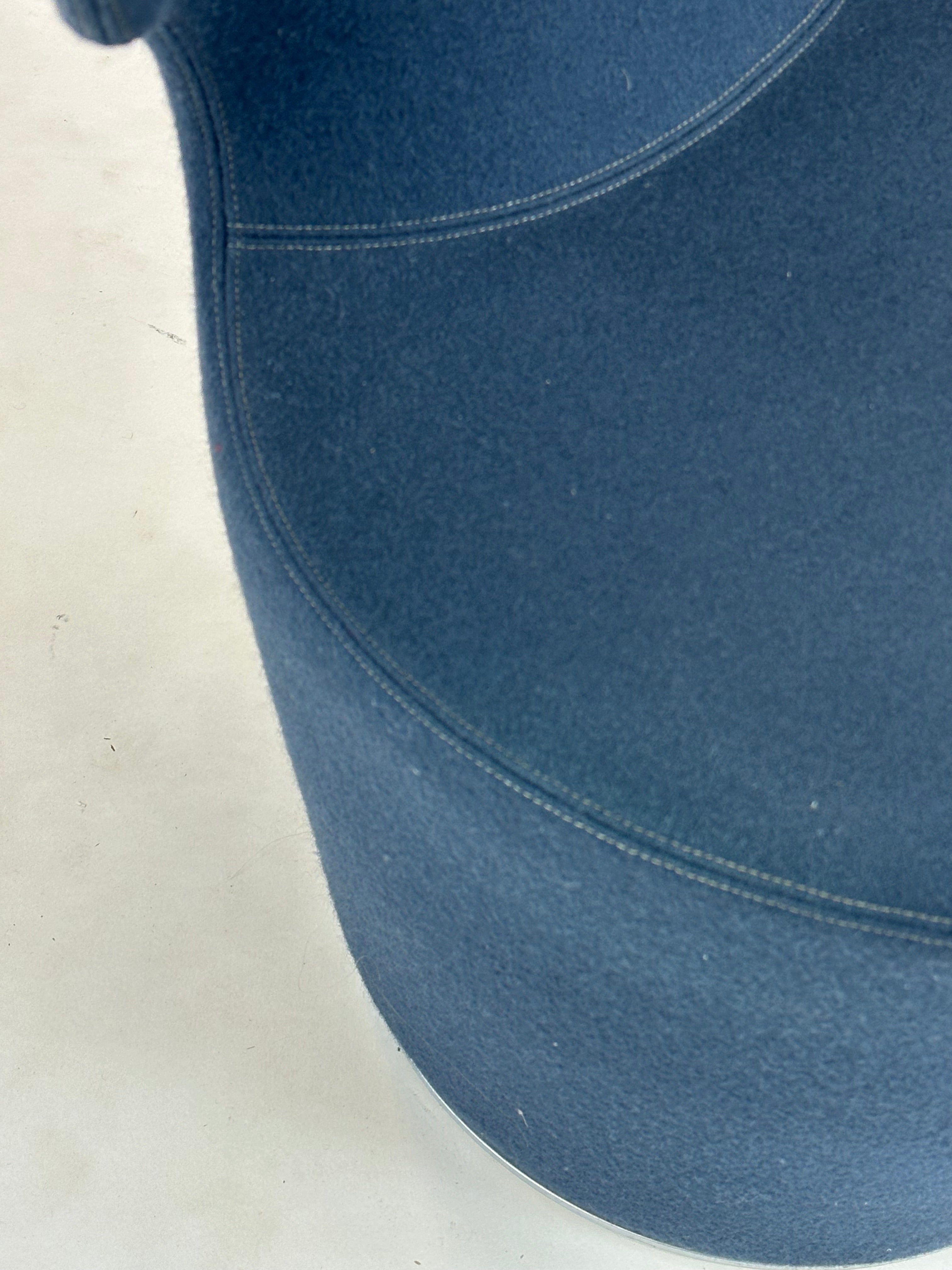 Mini Papilio Lounge Chair (Navy) - B&B Italia