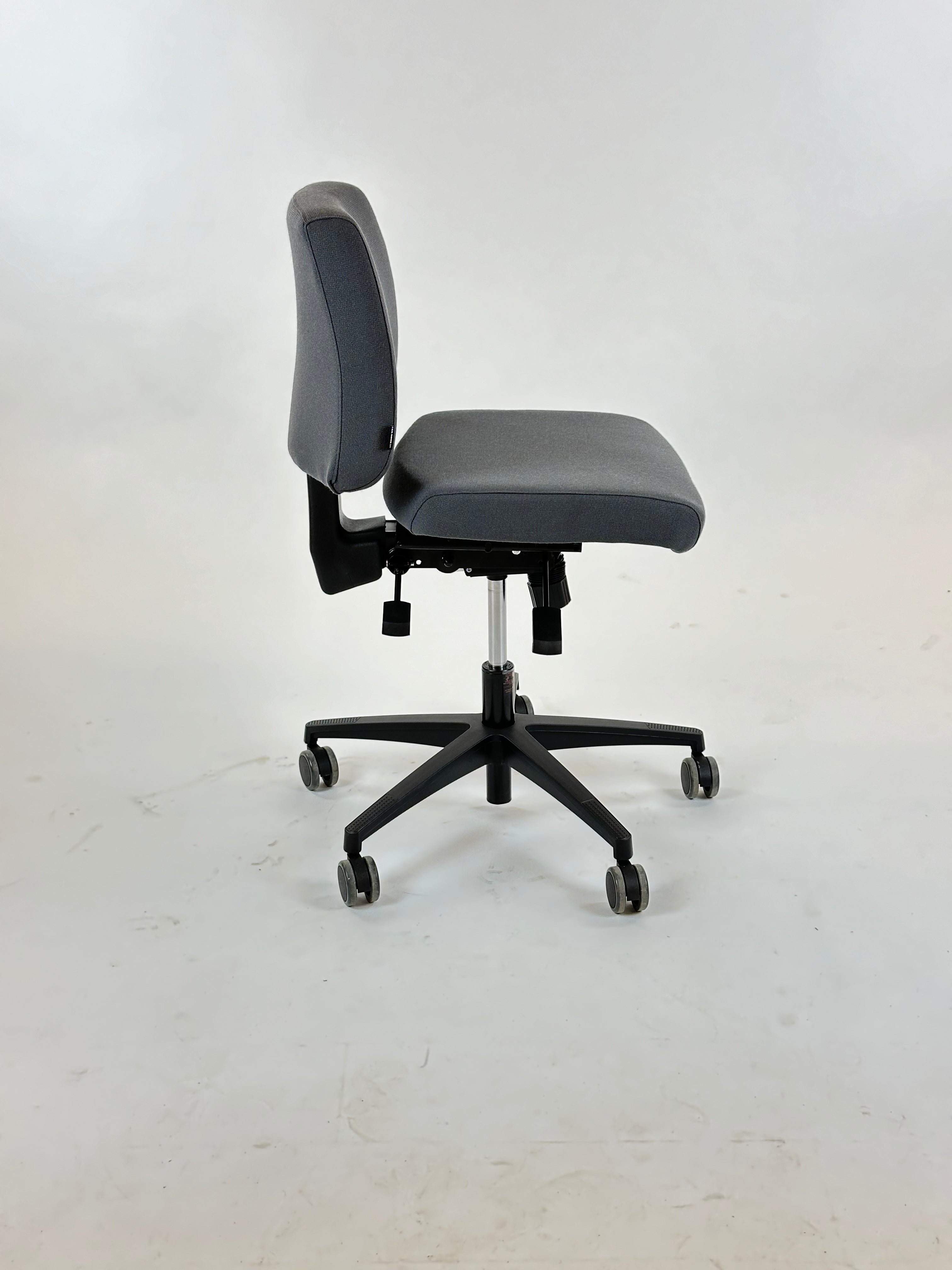 HolmrisB8 Sola 110 kontorstol