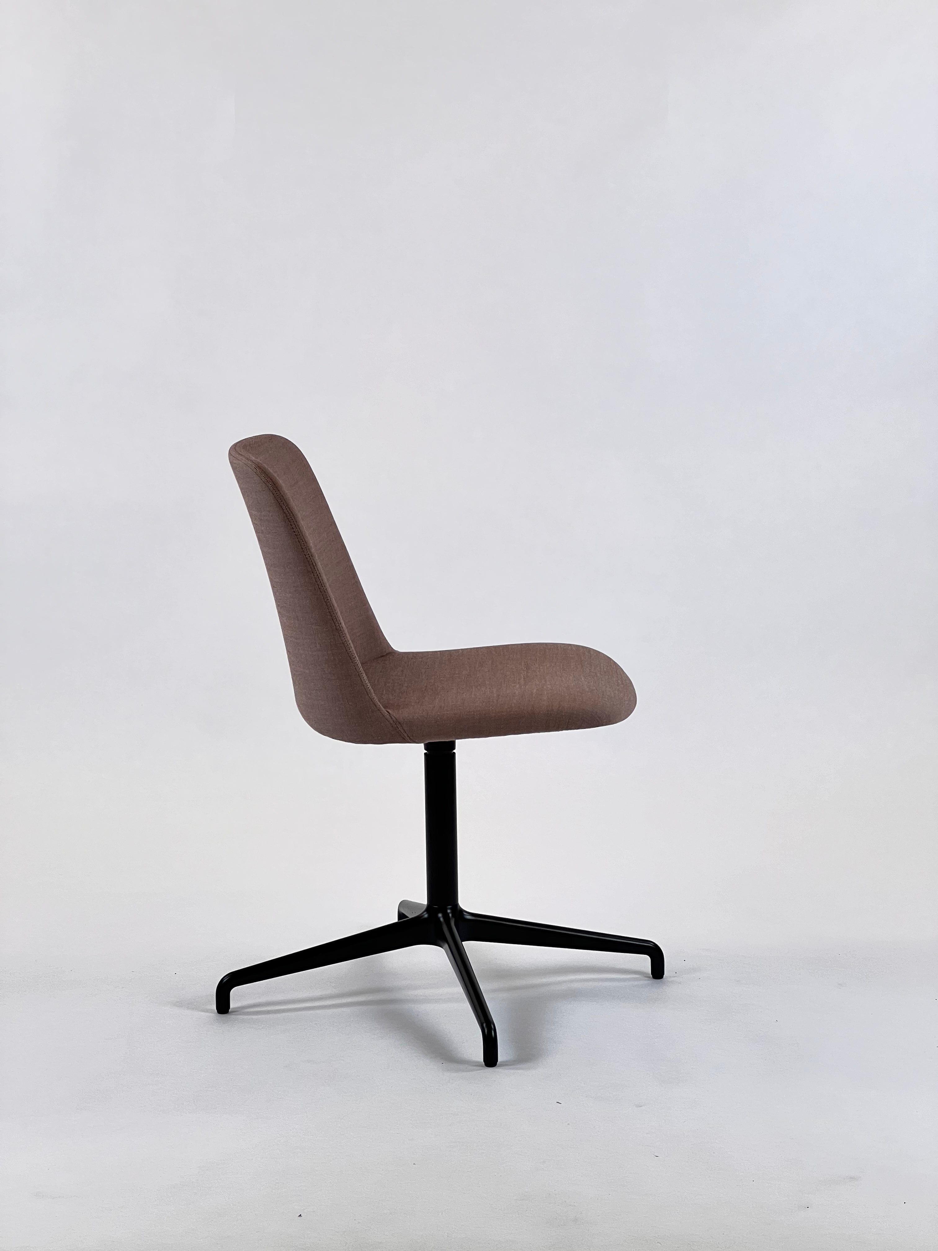 &tradition HW13 Rely Chair