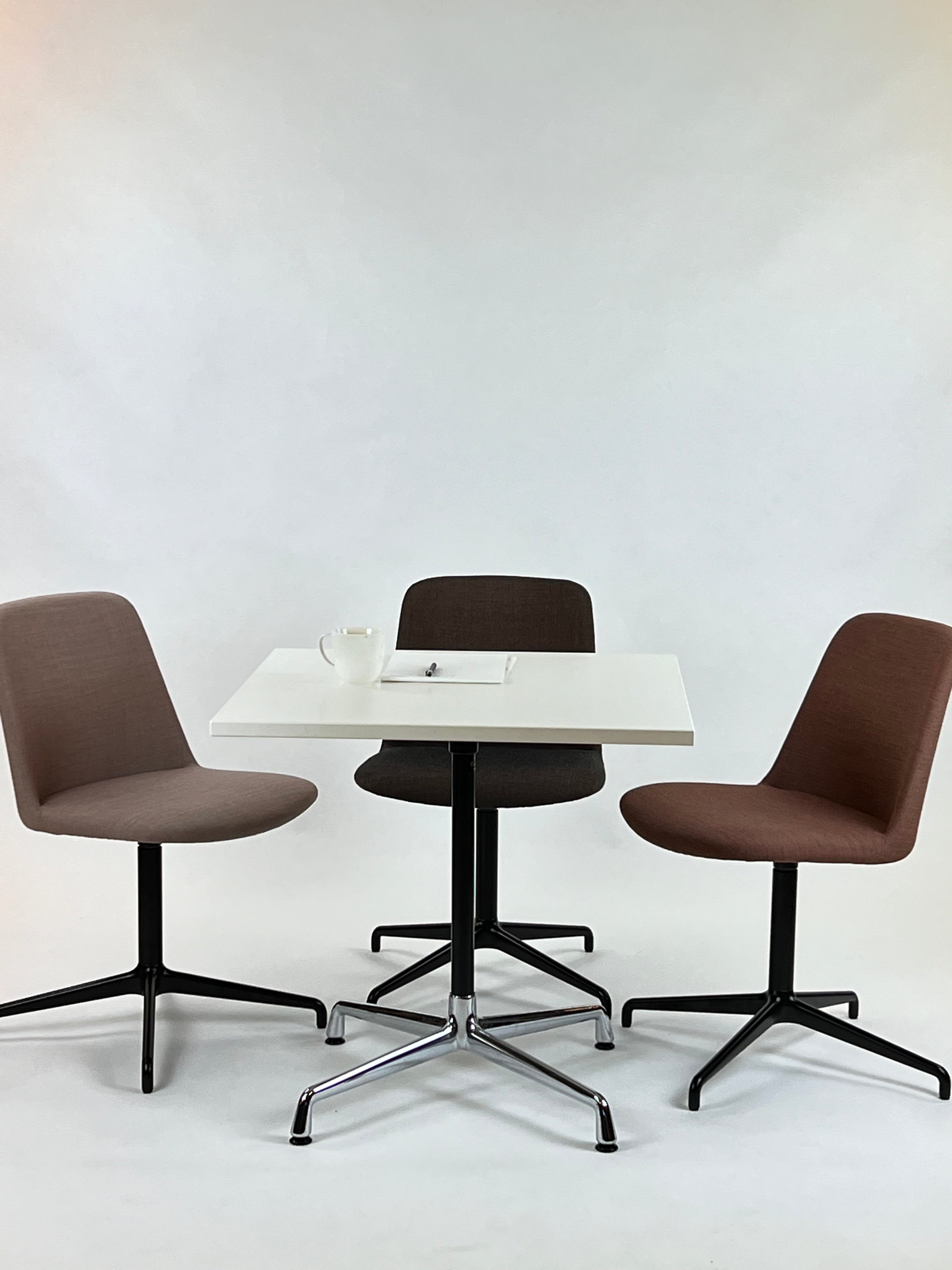 &tradition HW13 Rely Chair