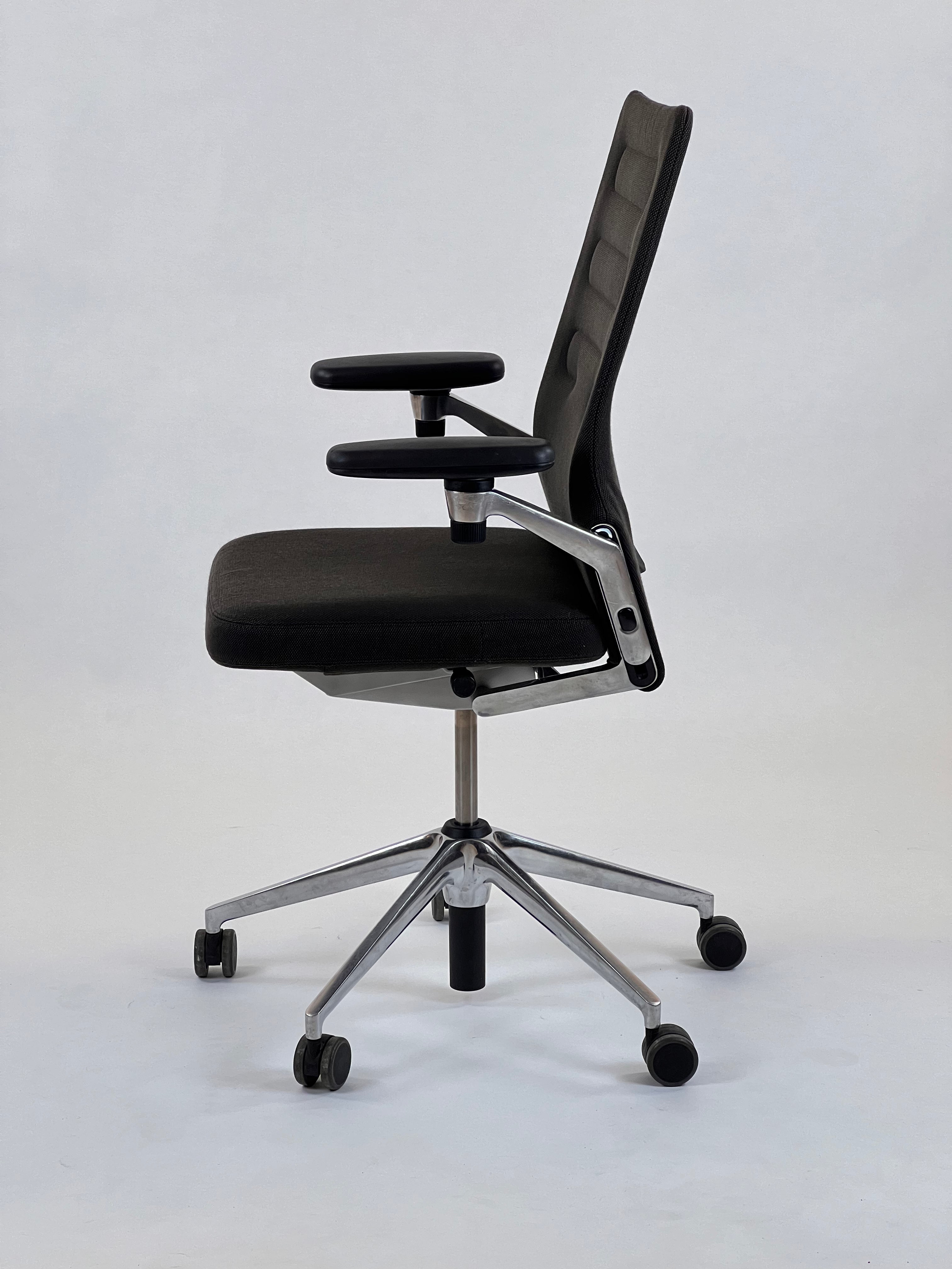 Vitra AC-4 Office