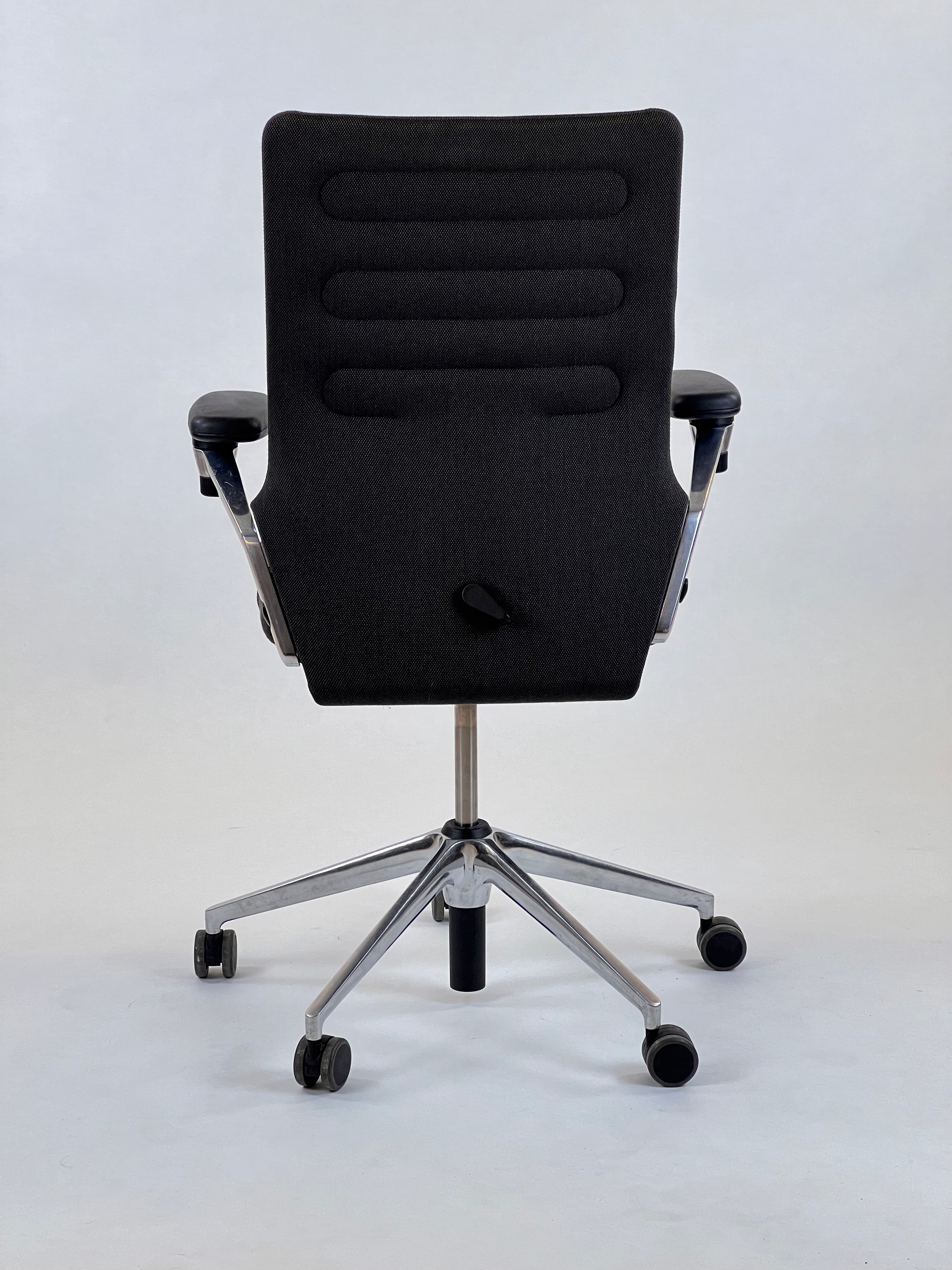 Vitra AC-4 Office