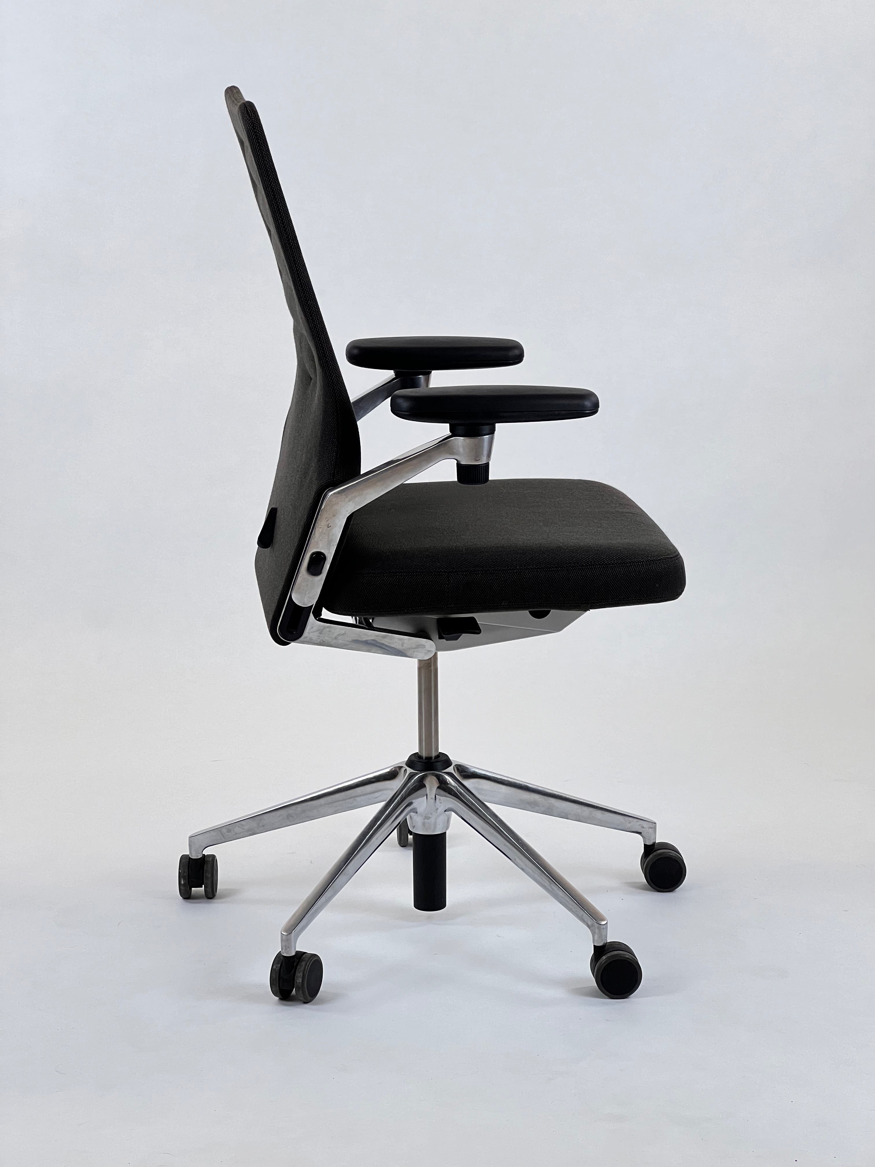 Vitra AC-4 Office