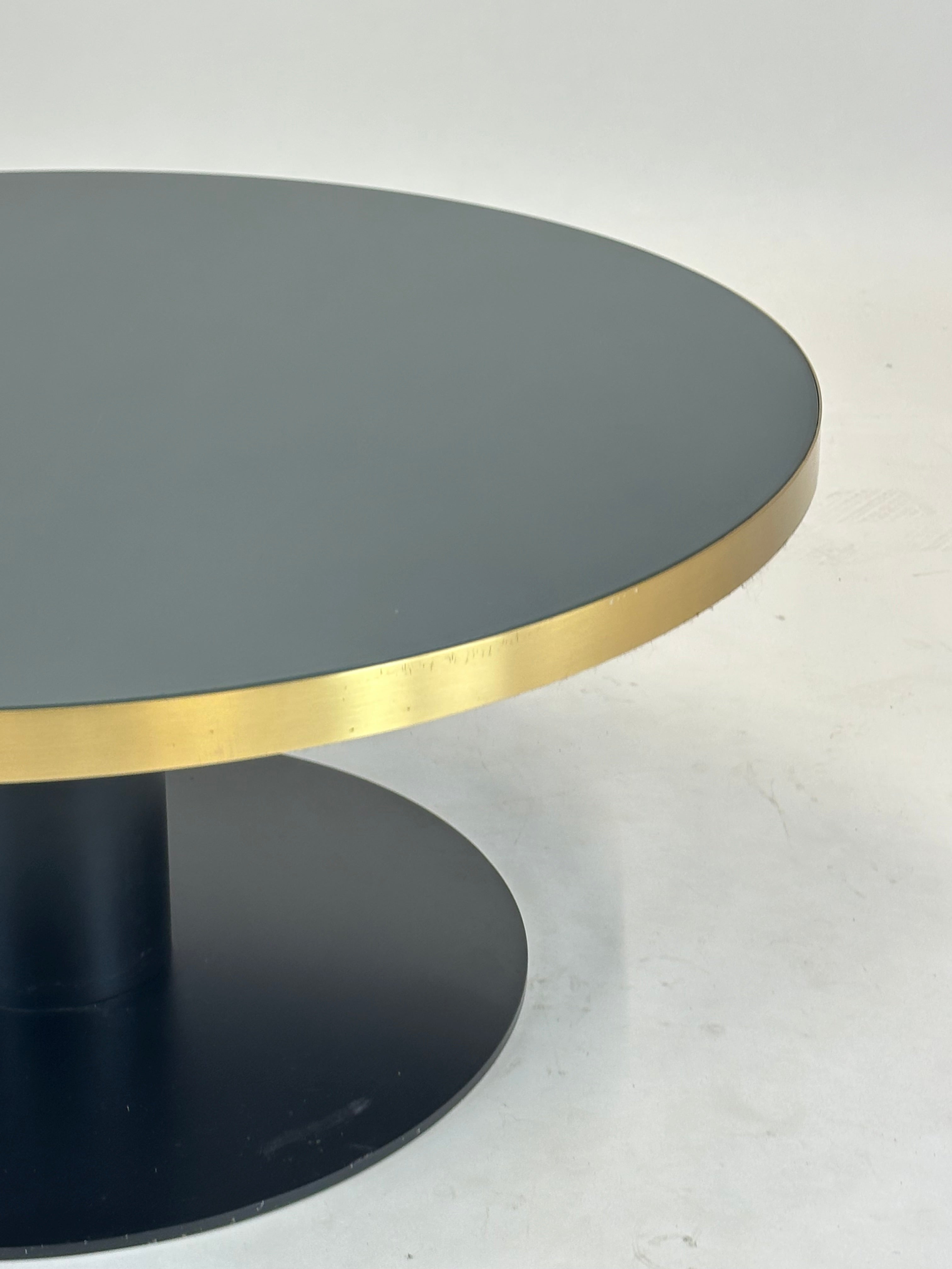 GUBI | 2.0 Coffee Table (Sort)