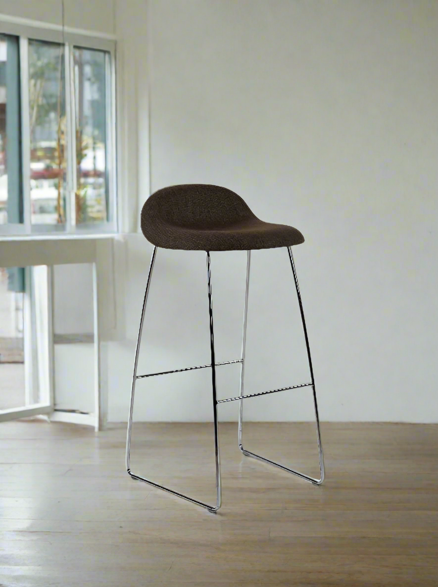 GUBI | 33 Barstol - Sledge Base - Nypolstret