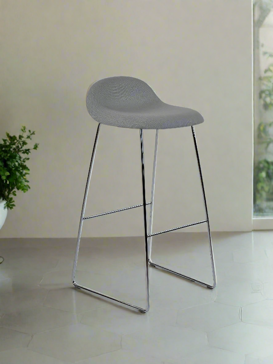 GUBI | 3D Barstol - Sledge Base - Nypolstret