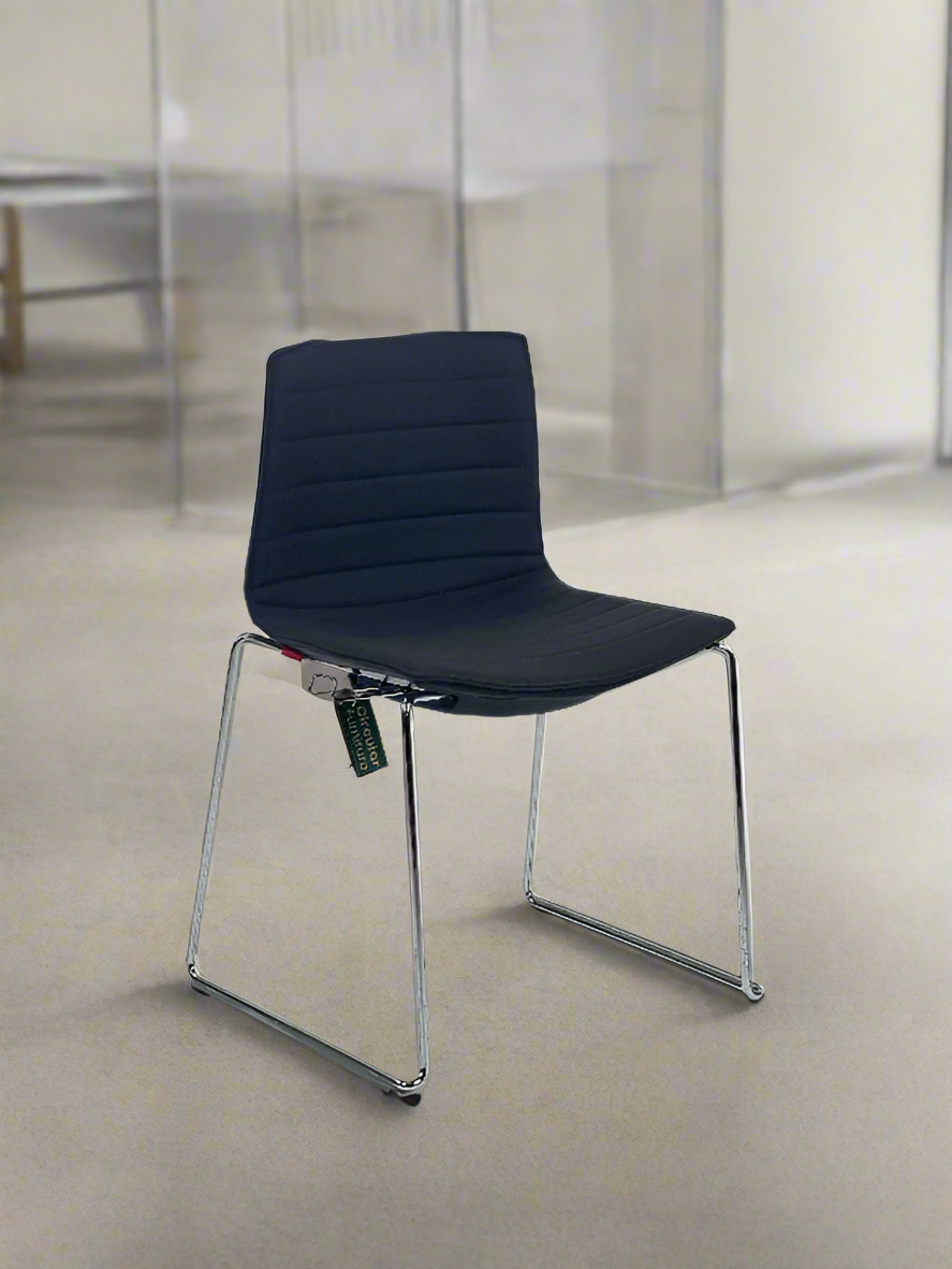 Arper Catifa 46 konferencestol Grå