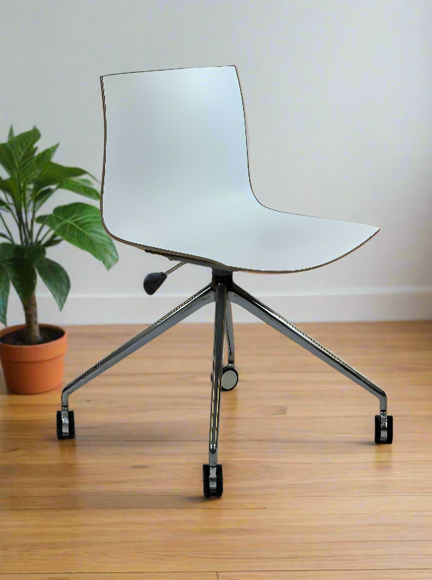 Arper Catifa 46 Skalstol