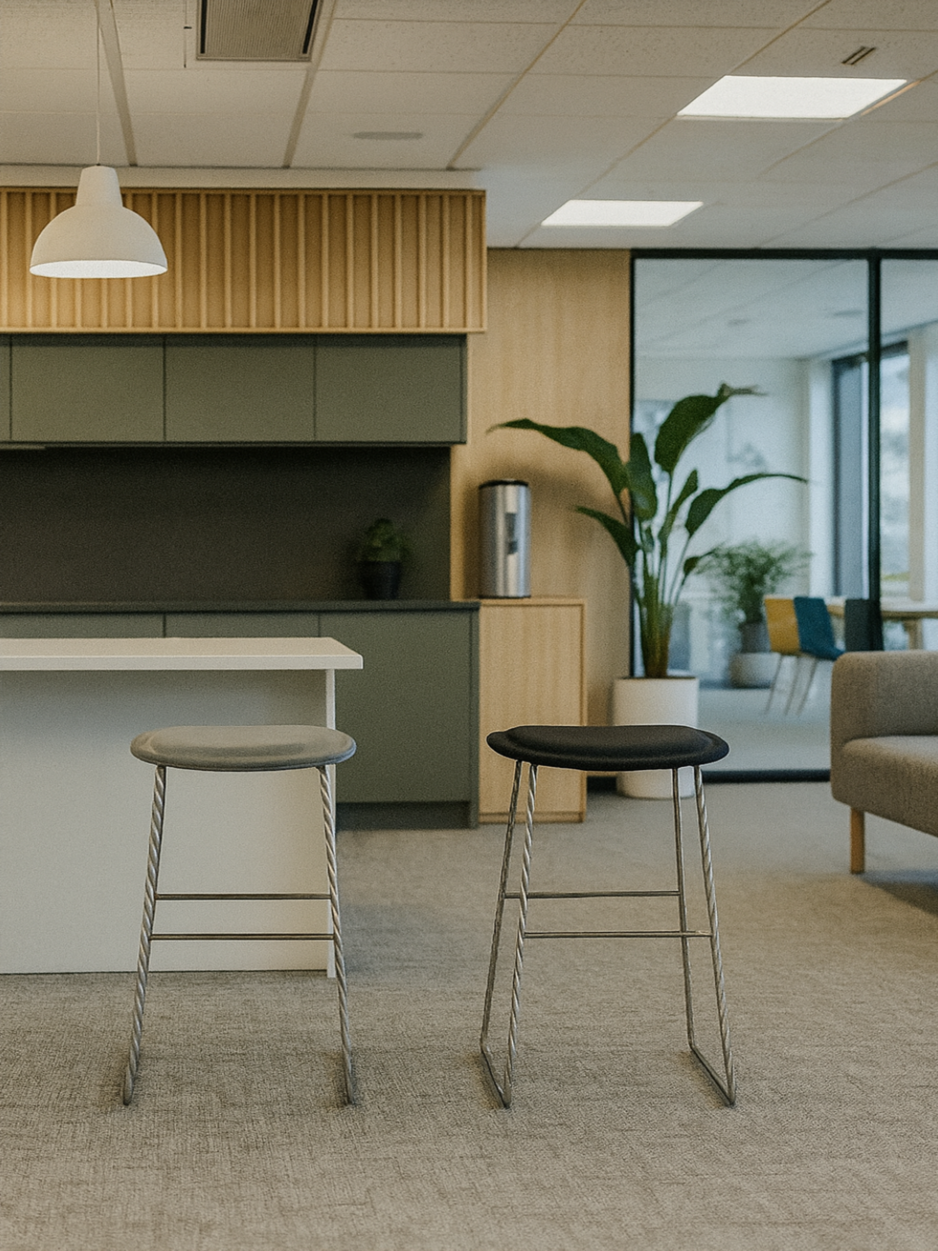 Hi Pad Barstol - Cappellini (Mørkegrå)